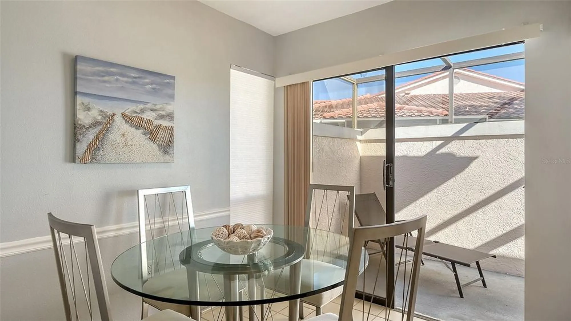 Property Slideshow image 30 of 95 | 7320 golf pointe cir, Sarasota, FL, 34243