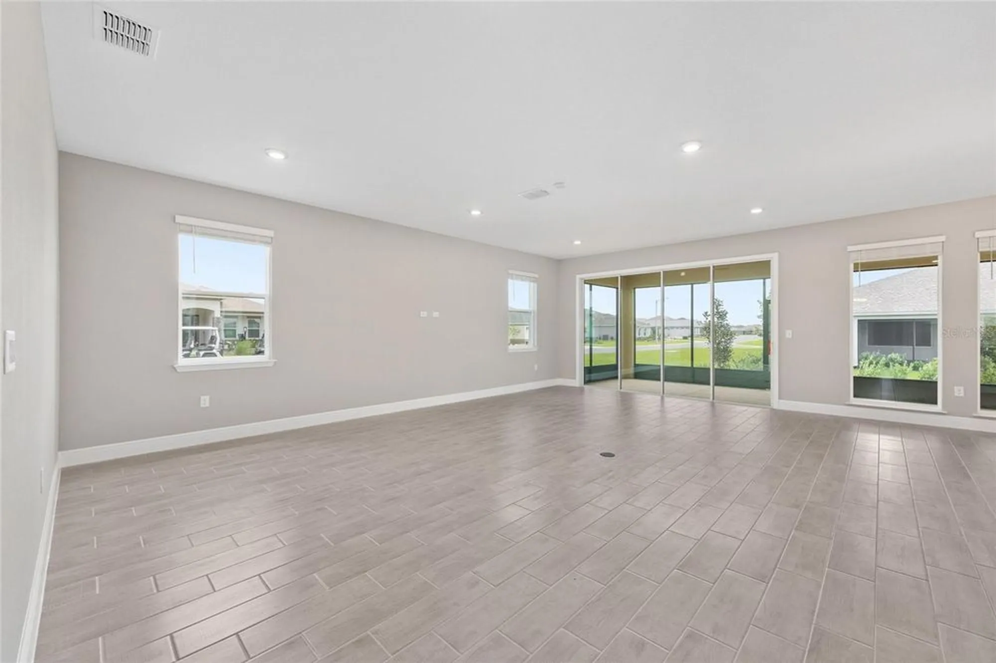 Property Slideshow image 16 of 47 | 8512 sw 99th cir, Ocala, FL, 34481