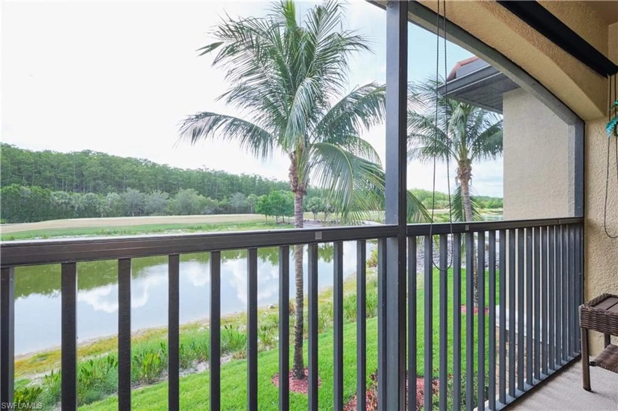 Property Slideshow image 34 of 50 | 28051 bridgetown ct unit 5725, Bonita Springs, FL, 34135