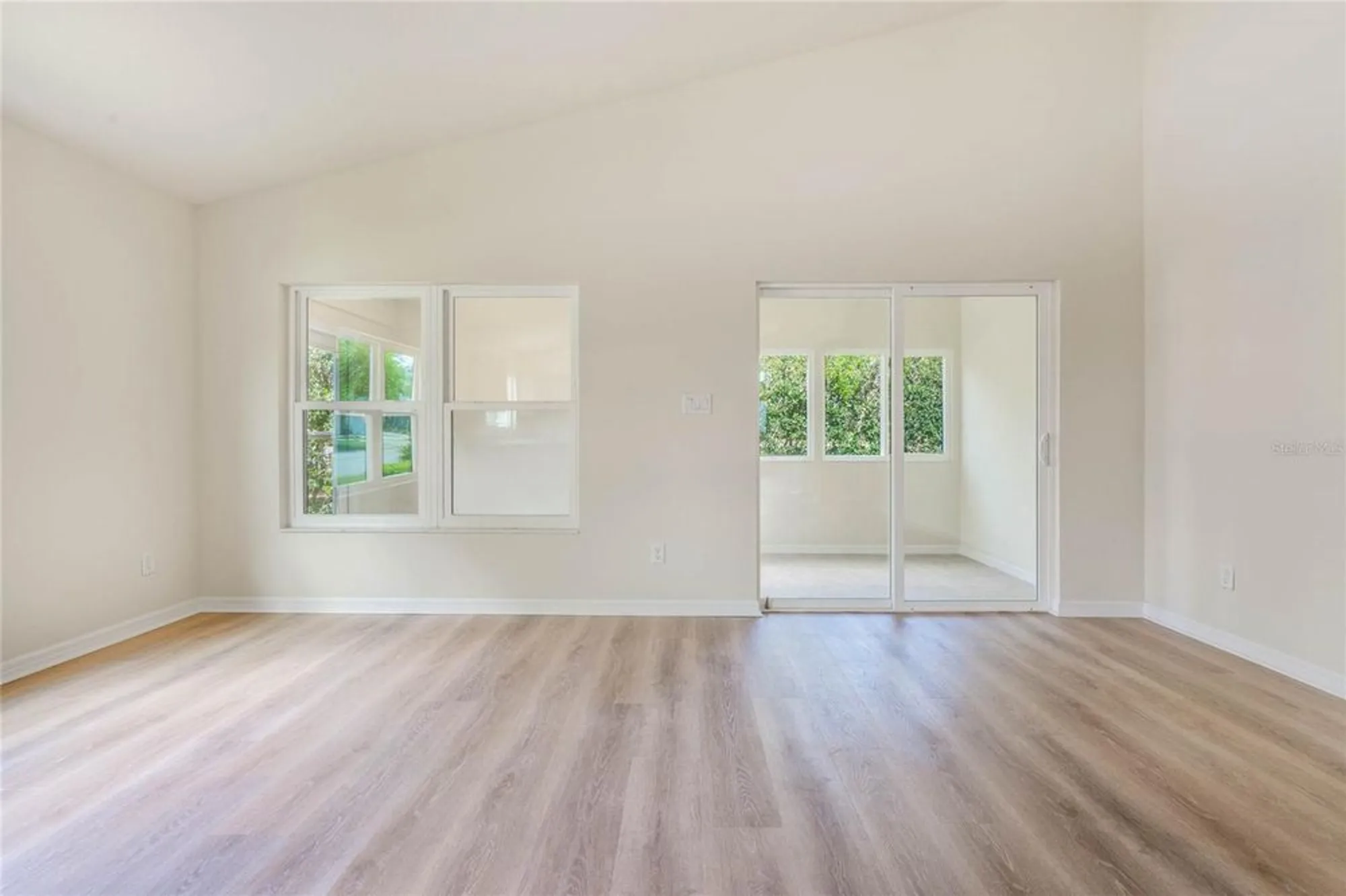 Property Slideshow image 18 of 37 | 24801 cranes roost cir, Leesburg, FL, 34748