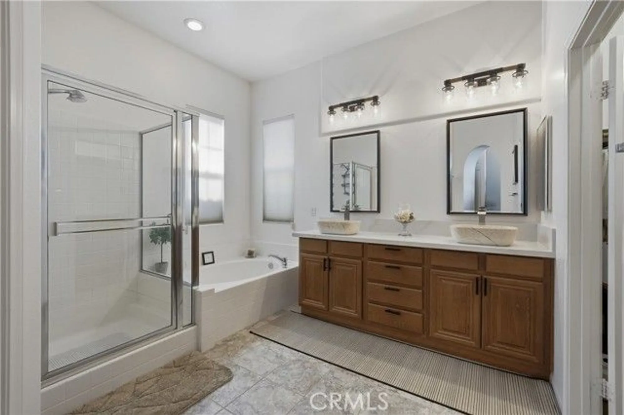 Property Slideshow image 14 of 29 | 84206 canzone dr, Indio, CA, 92203