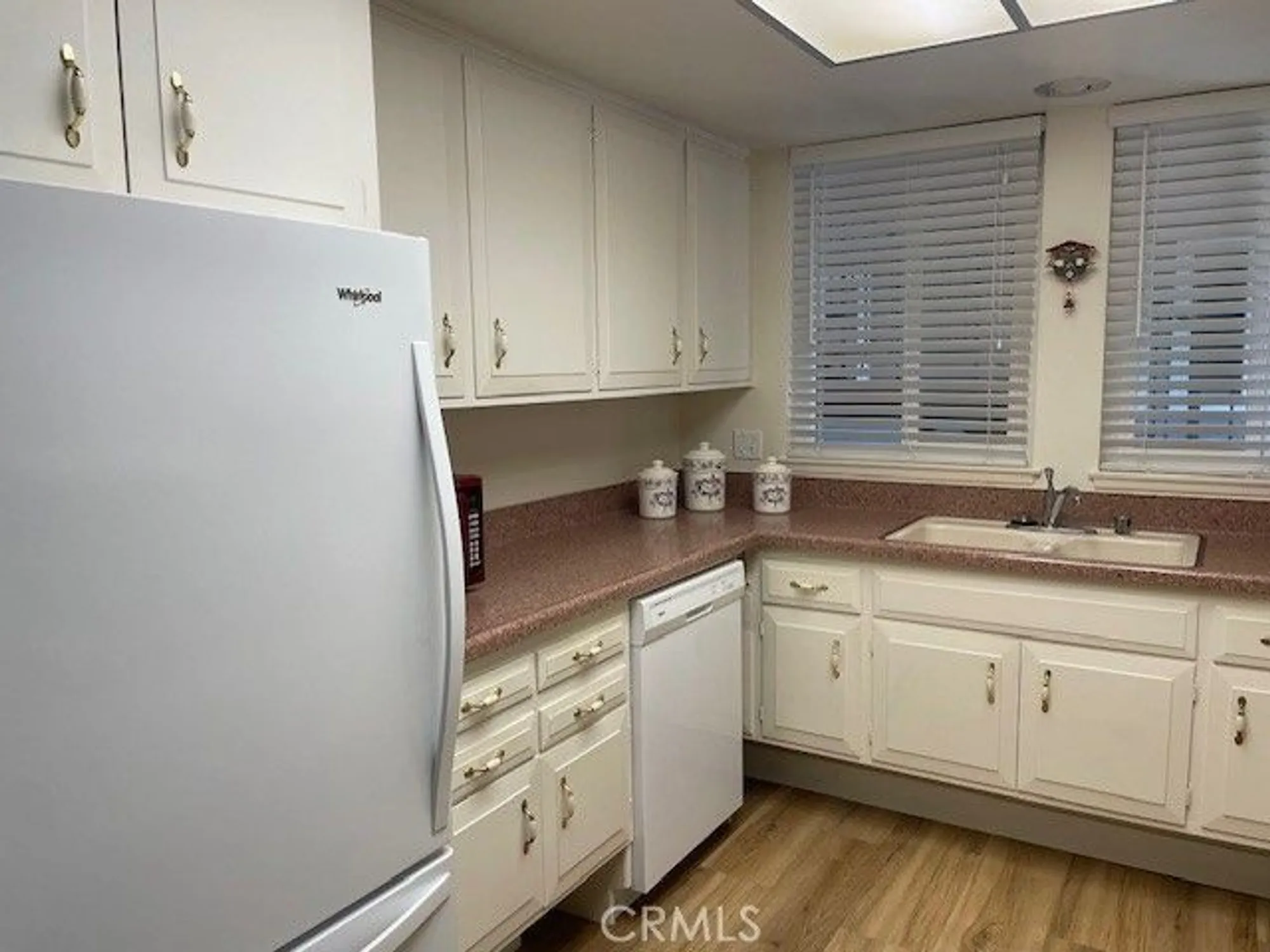 Property Slideshow image 13 of 27 | 13342 del monte dr apt 5g, Seal Beach, CA, 90740