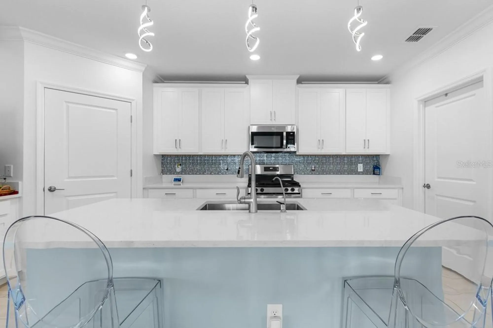 Property Slideshow image 6 of 38 | 17222 holly well ave, Wimauma, FL, 33598