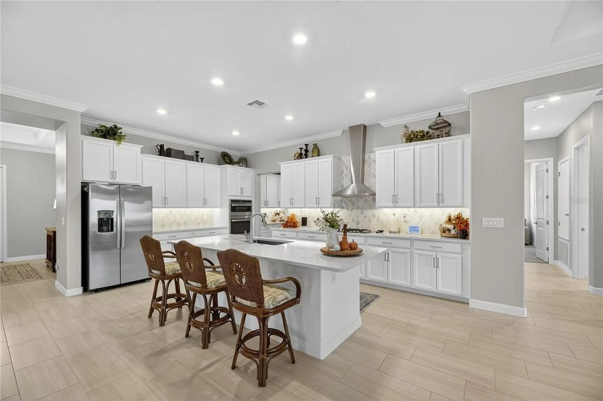 Property Slideshow image 19 of 96 | 5319 windy grove dr, Wimauma, FL, 33598