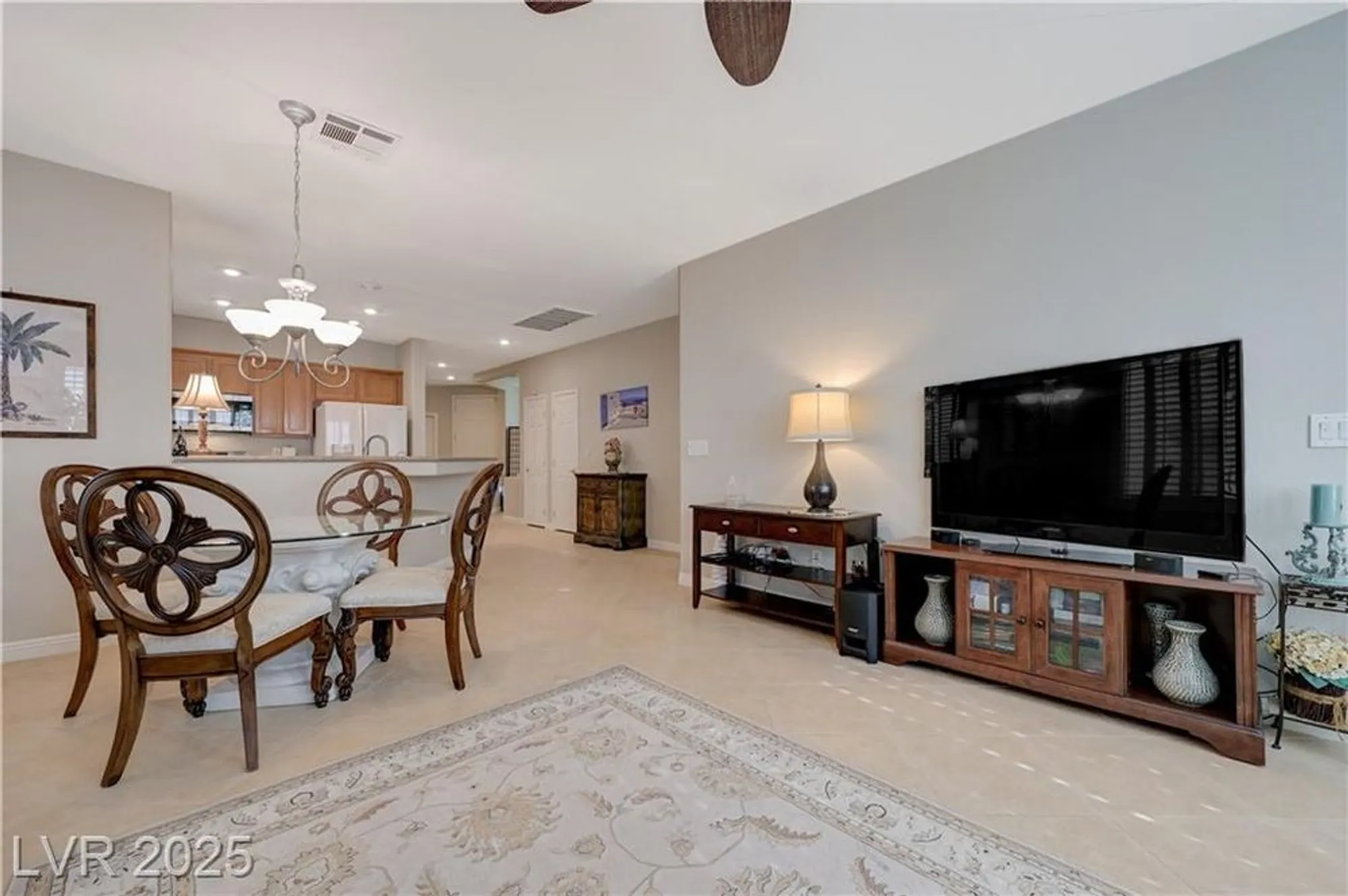 Property Slideshow image 14 of 99 | 10241 premia pl, Las Vegas, NV, 89135