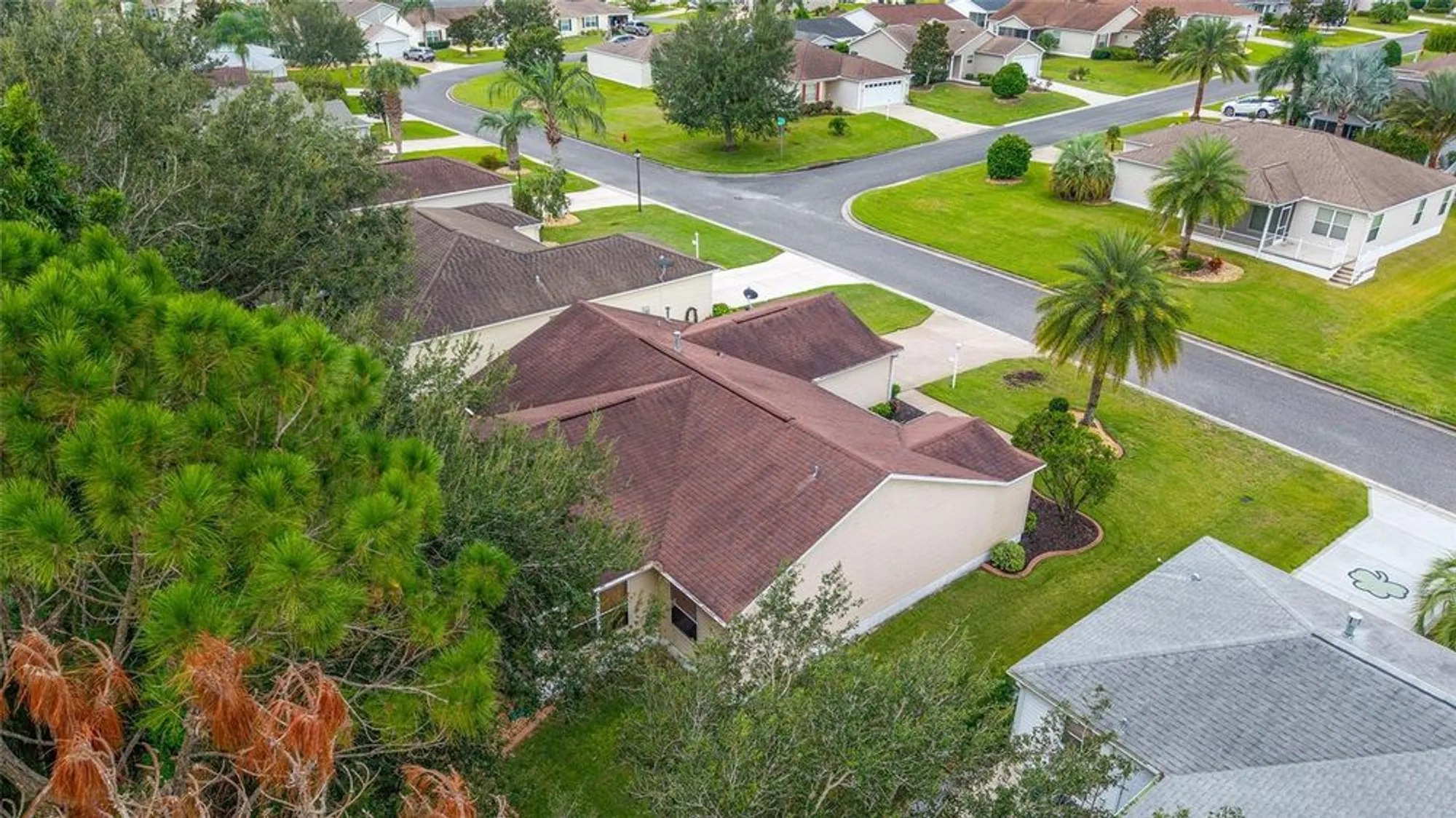 Property Slideshow image 43 of 50 | 2074 harston trl, The Villages, FL, 32162