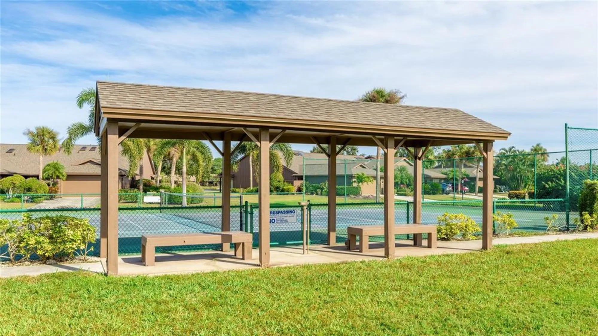 Property Slideshow image 38 of 44 | 7106 saint andrews ln, Sarasota, FL, 34243