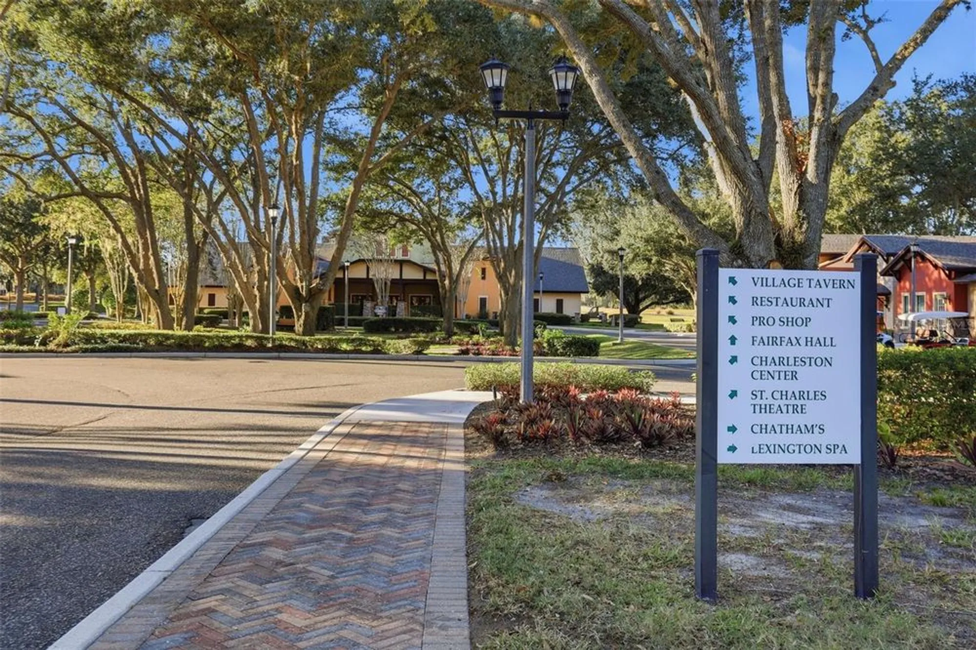 Property Slideshow image 42 of 64 | 27046 roanoke dr, Leesburg, FL, 34748