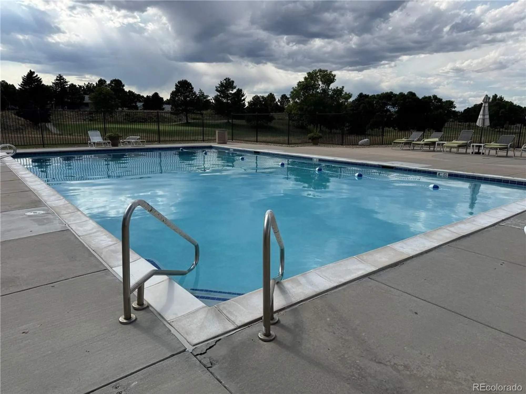 Property Slideshow image 31 of 31 | 41 canongate ln, Highlands Ranch, CO, 80130