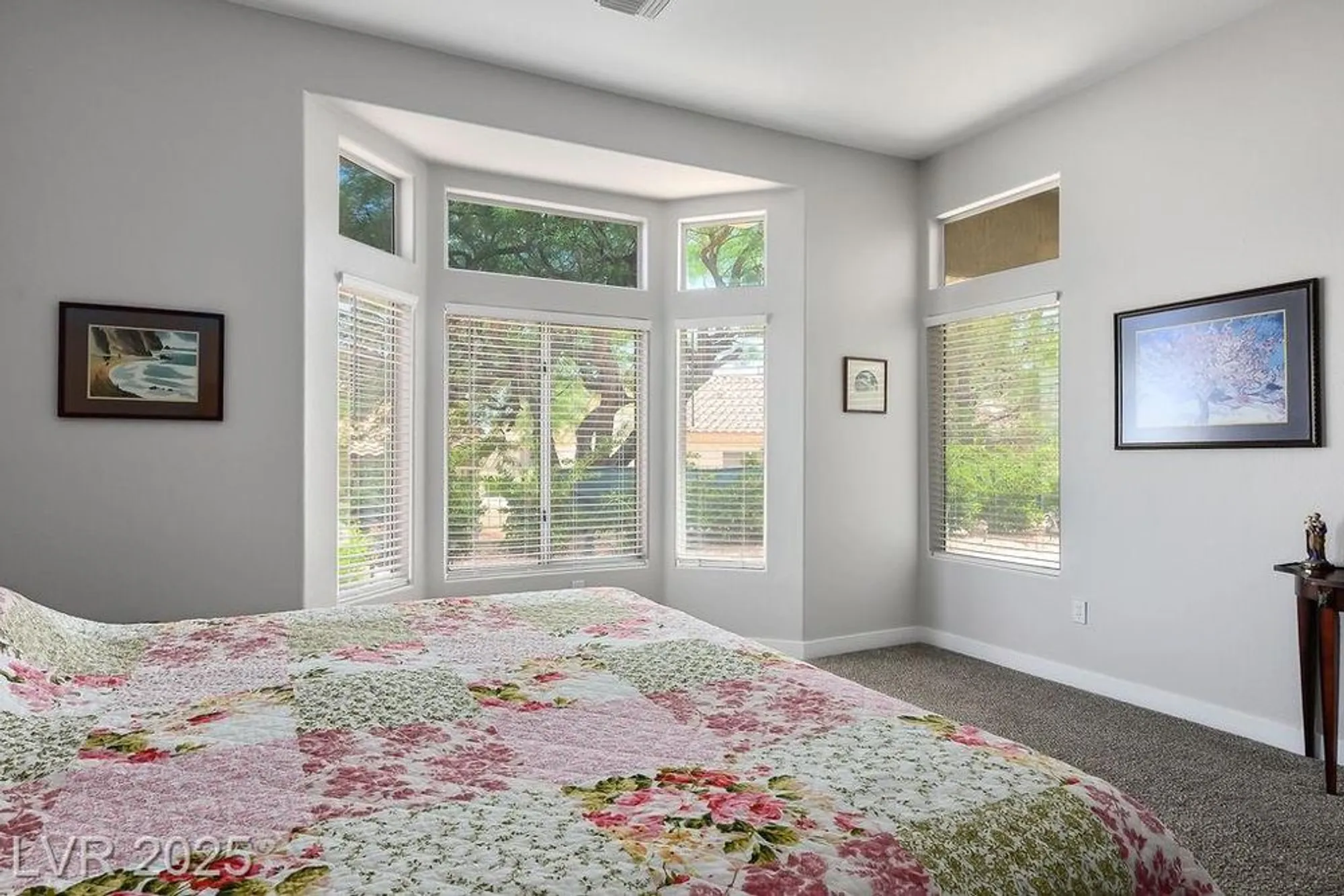 Property Slideshow image 17 of 80 | 2620 hanging rock dr, Las Vegas, NV, 89134