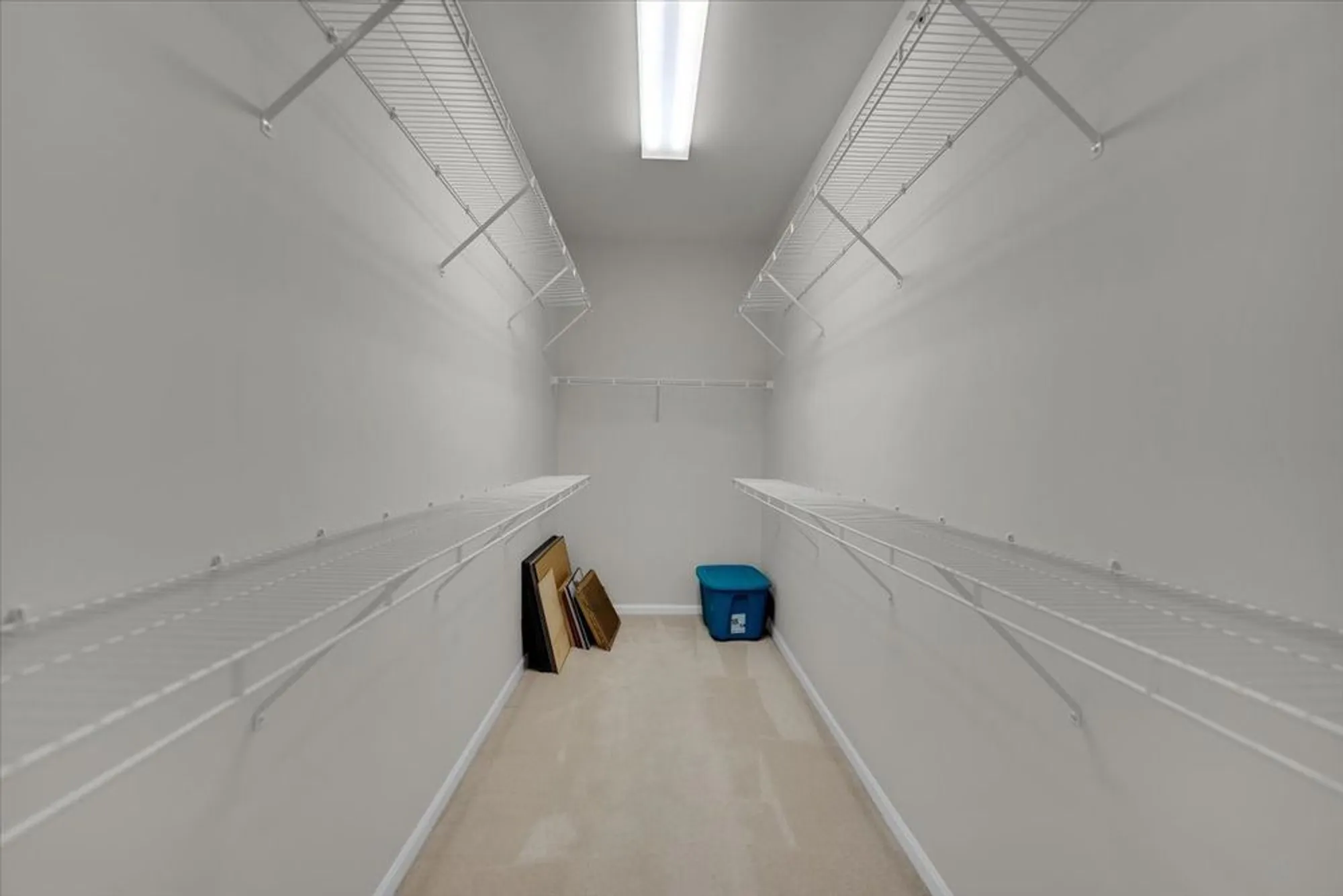 Property Slideshow image 17 of 32 | 14525 tawny ln, Huntley, IL, 60142