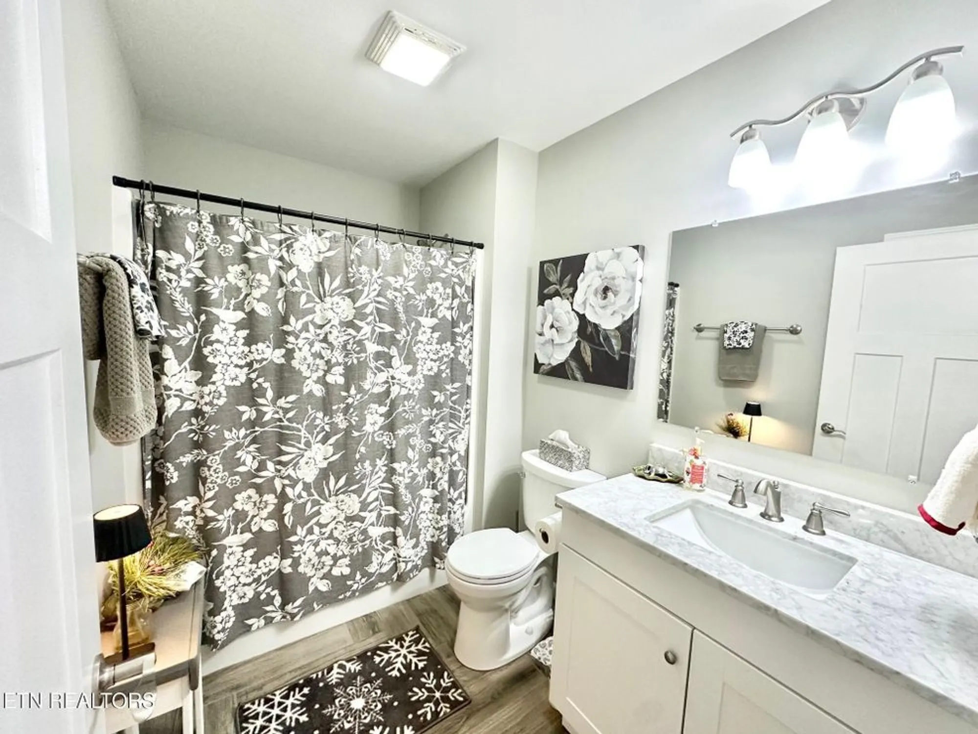 Property Slideshow image 23 of 27 | 311 lakeview dr, Crossville, TN, 38558