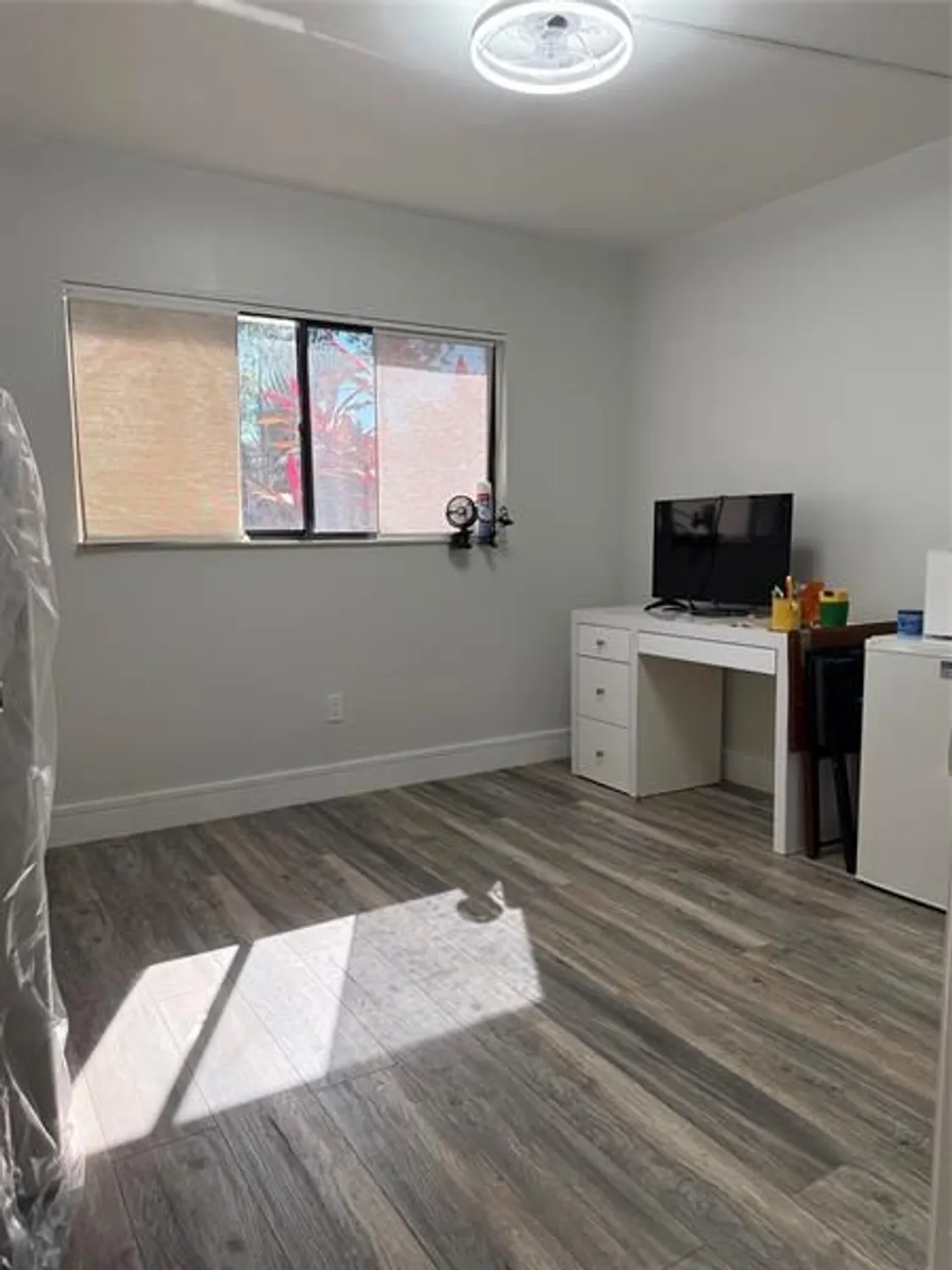 Property Slideshow image 21 of 23 | 10905 w clairmont cir # 10905, Tamarac, FL, 33321