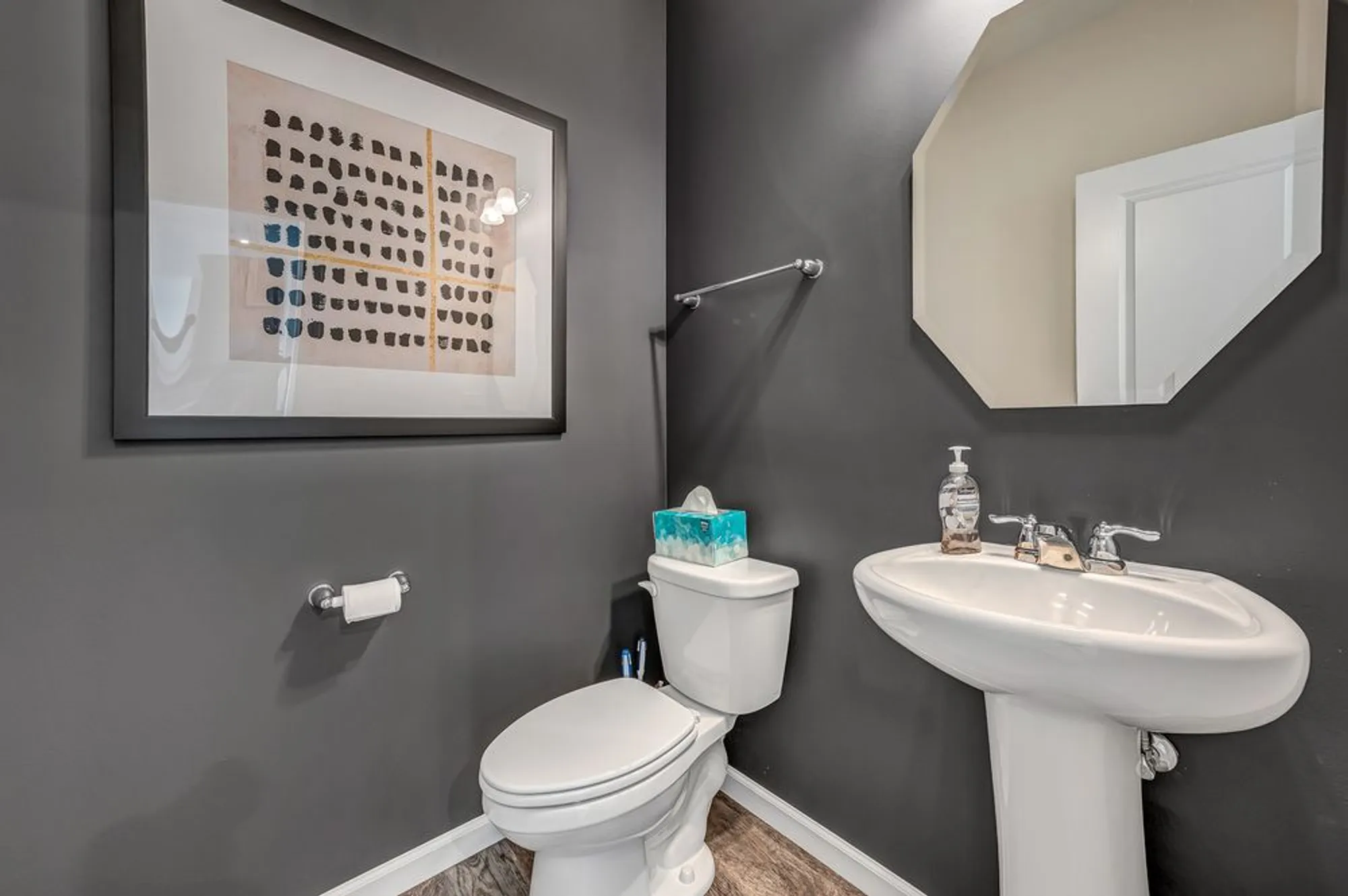 Property Slideshow image 12 of 20 | 3194 peyton cir, Aurora, IL, 60503