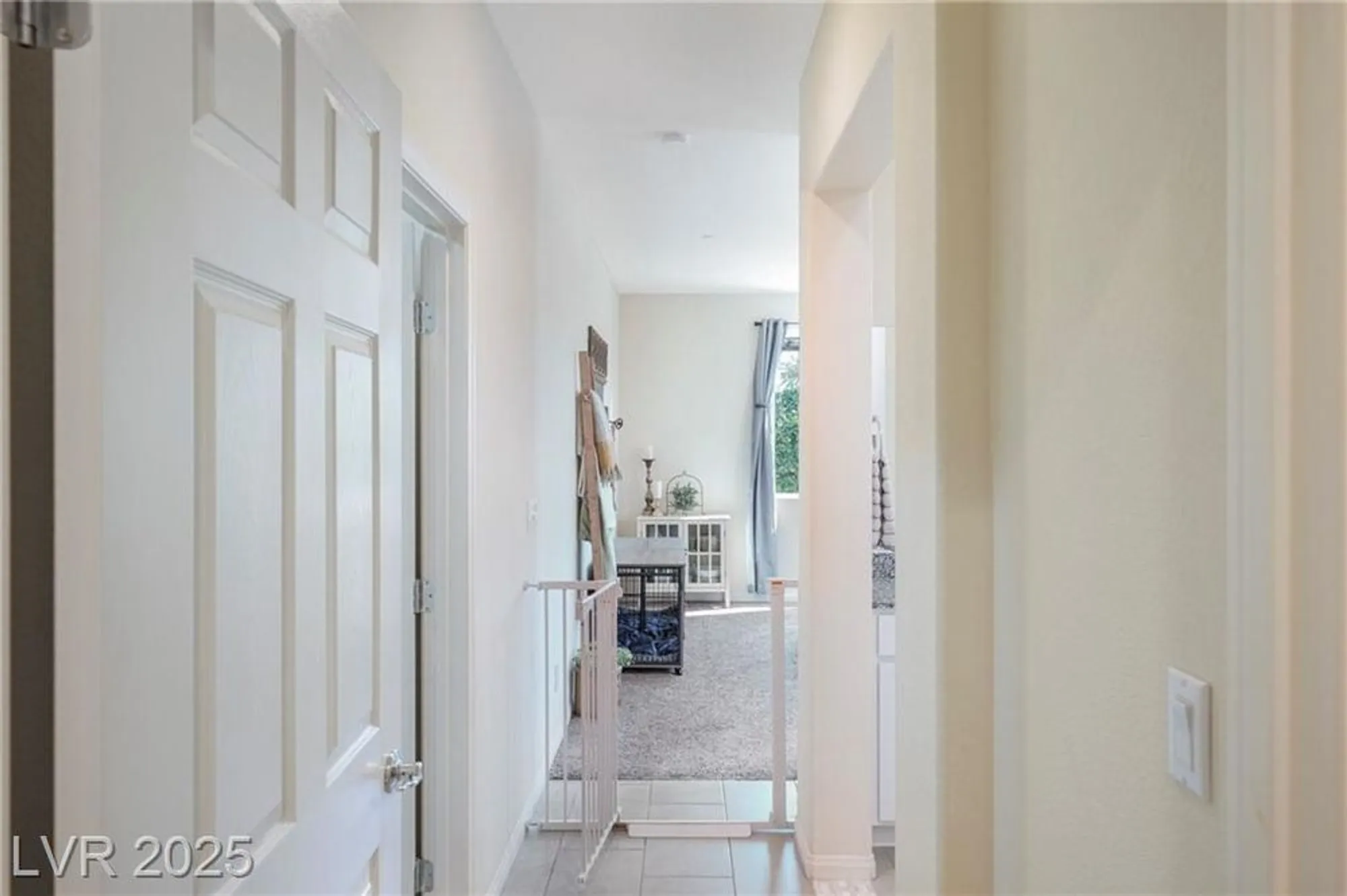 Property Slideshow image 40 of 68 | 1844 wolfcreek falls ct, Henderson, NV, 89044