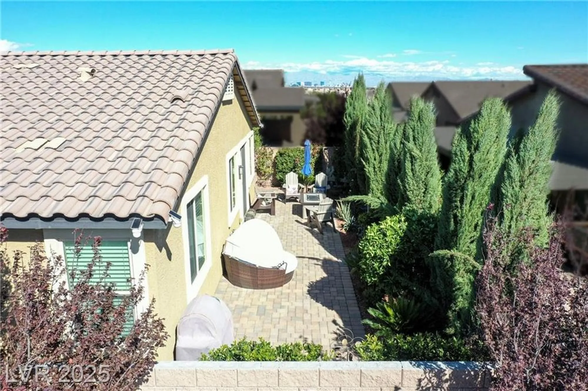 Property Slideshow image 12 of 68 | 1844 wolfcreek falls ct, Henderson, NV, 89044