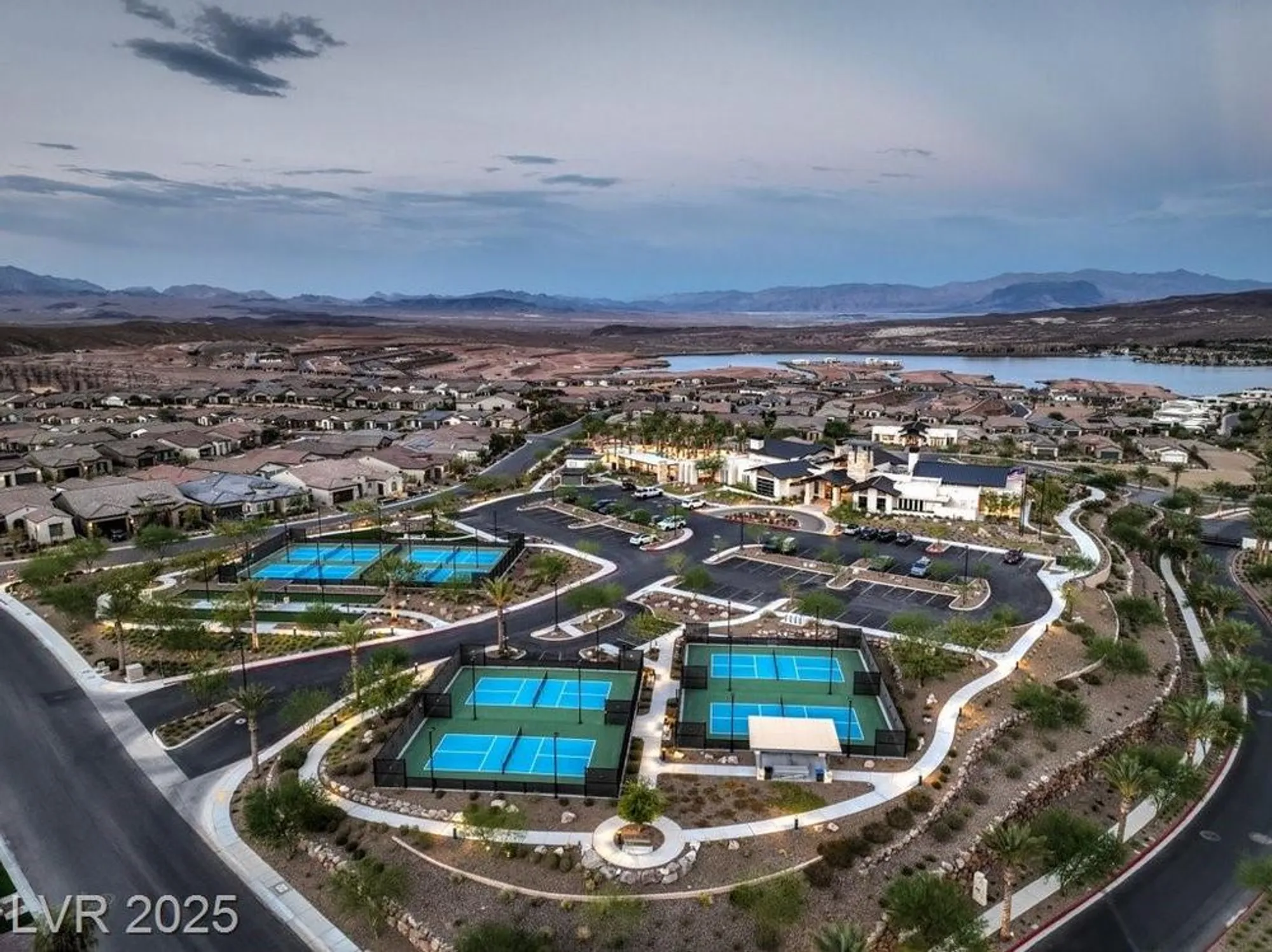 Property Slideshow image 44 of 48 | 70 lake bluff ct, Henderson, NV, 89011