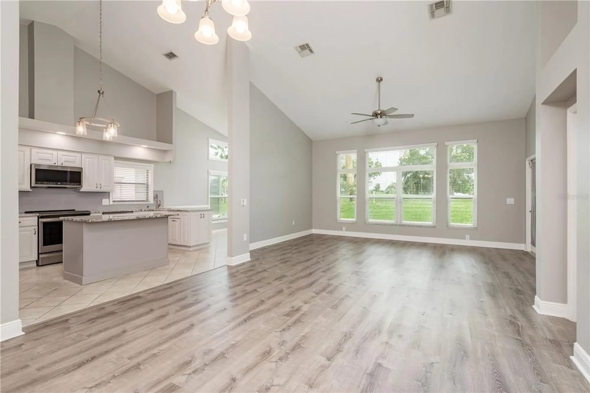 Property Slideshow image 8 of 57 | 9609 brookdale dr, New Port Richey, FL, 34655