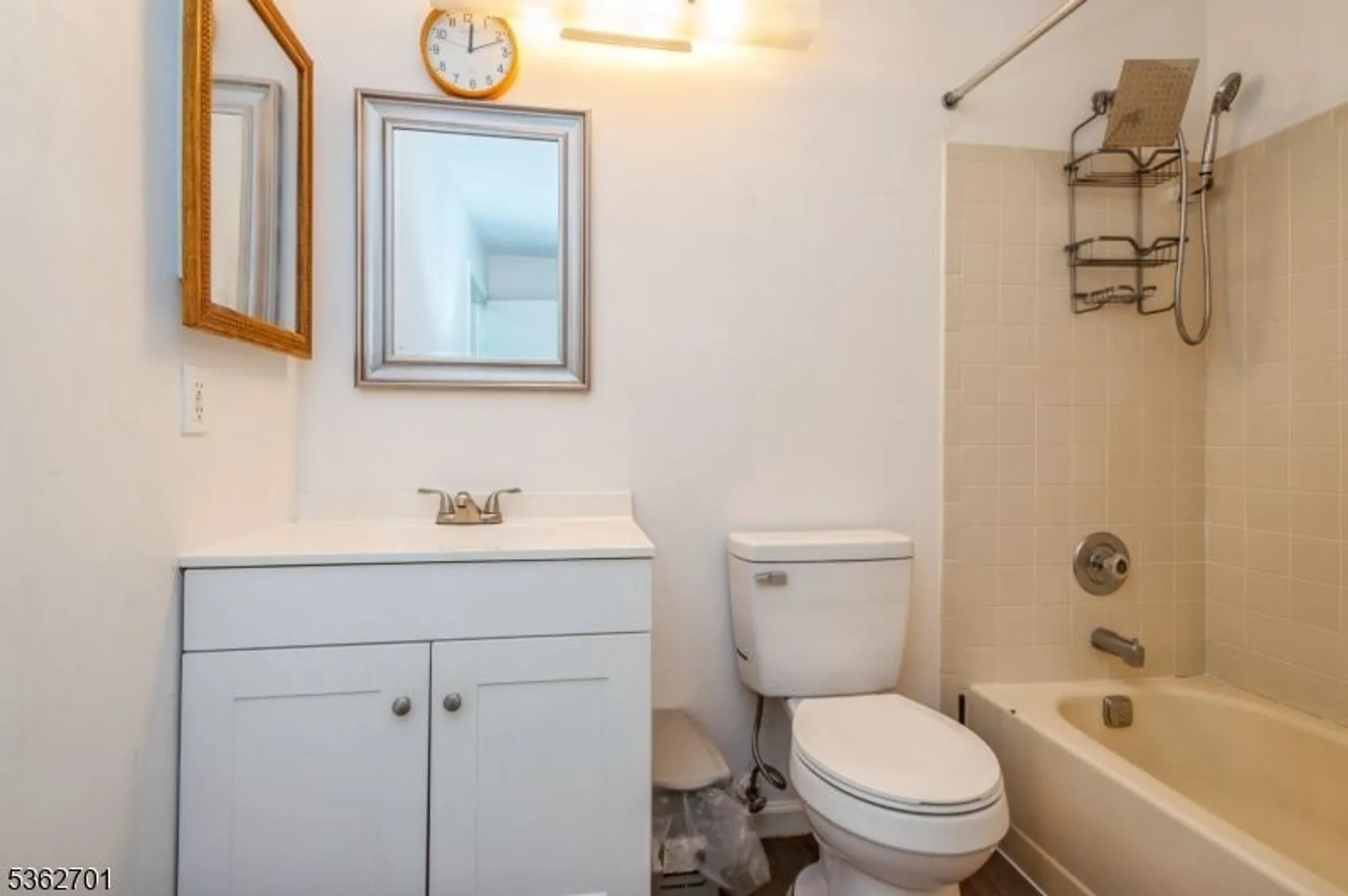 Property Slideshow image 16 of 21 | 114 griggs pl fl, East Brunswick, NJ, 08816