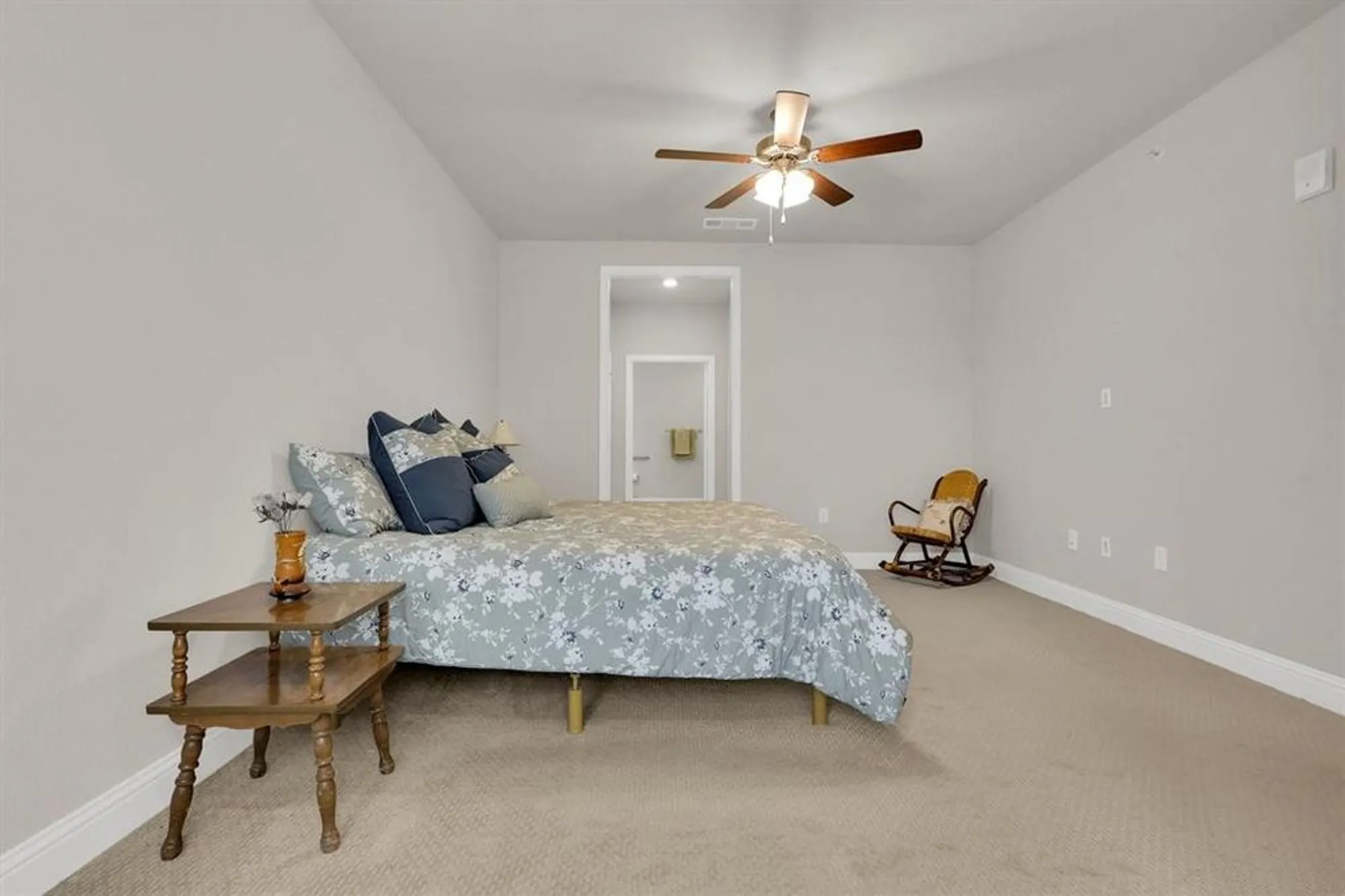 Property Slideshow image 19 of 32 | 651 n watters rd apt 2105, Allen, TX, 75013