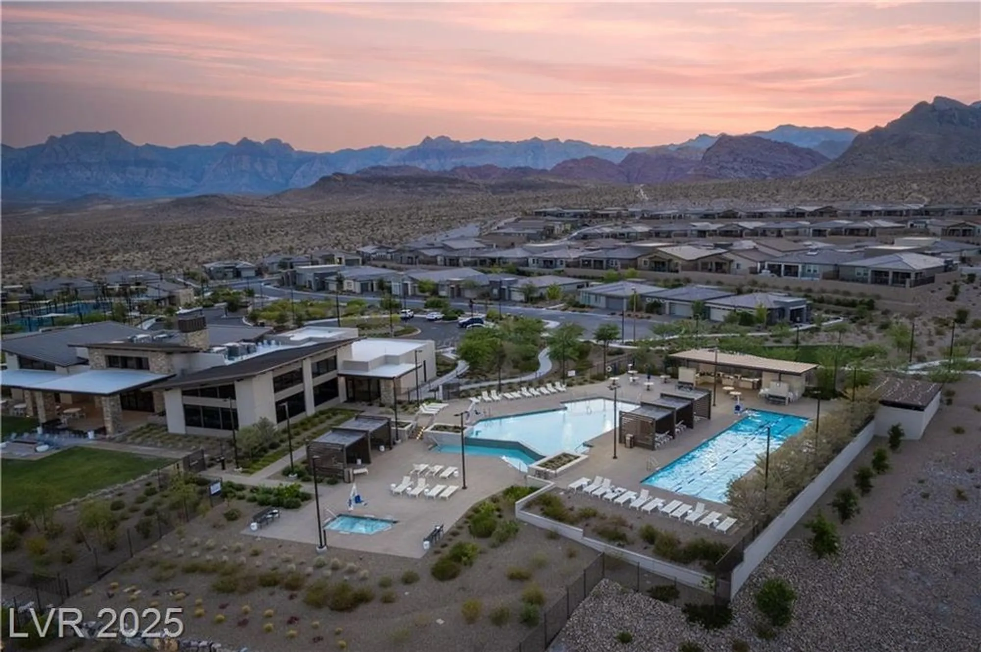 Property Slideshow image 28 of 44 | 12438 heritage bend dr, Las Vegas, NV, 89138