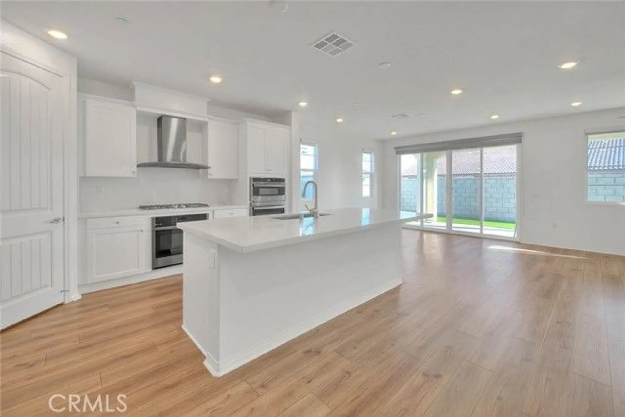 Property Slideshow image 5 of 45 | 4068 e amigos privado, Ontario, CA, 91761