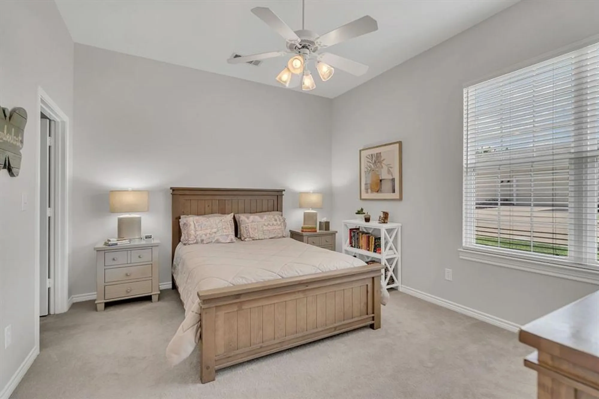 Property Slideshow image 17 of 40 | 2601 marsh ln 292, Plano, TX, 75093