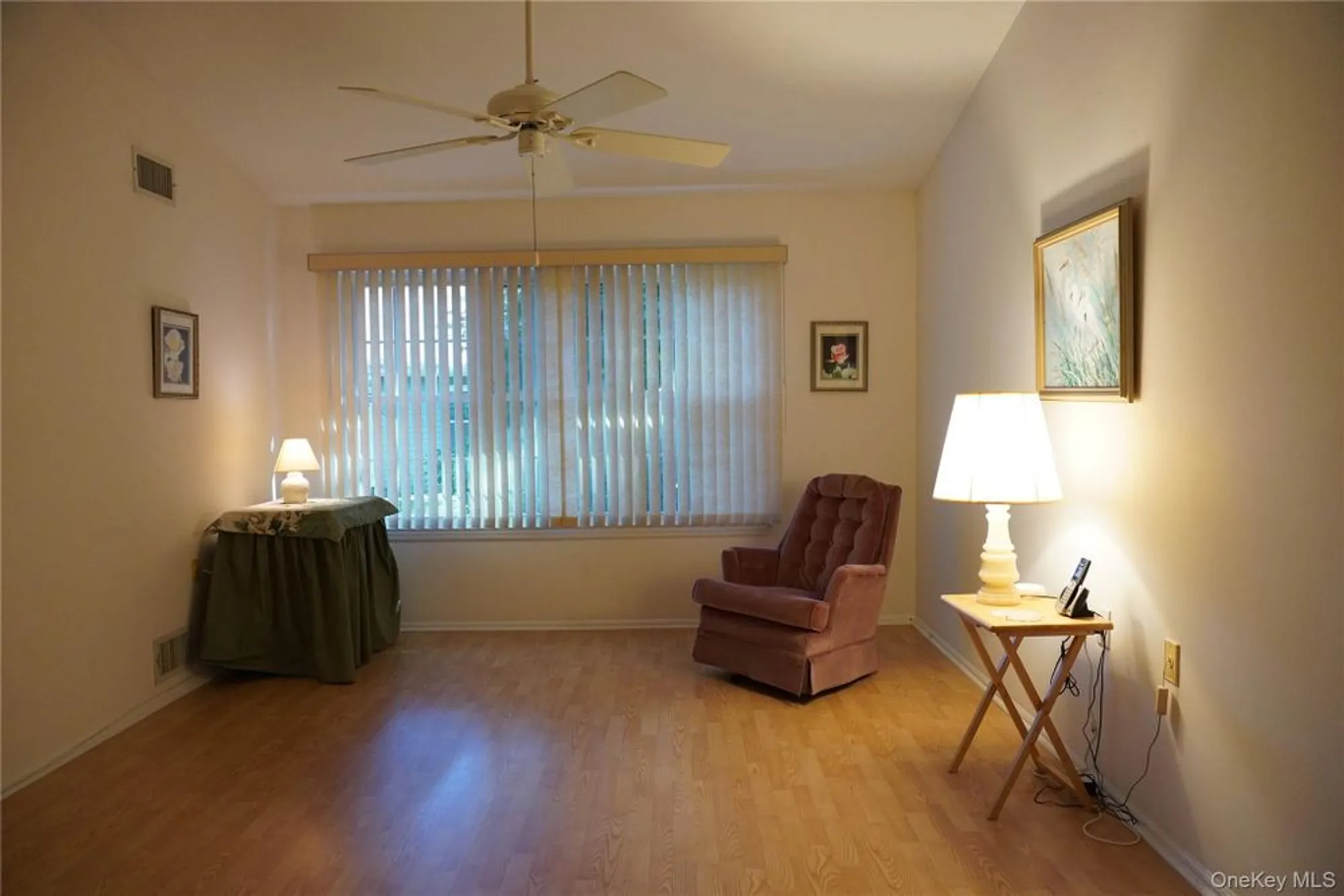Property Slideshow image 11 of 15 | 12 baldwin ct, Ridge, NY, 11961