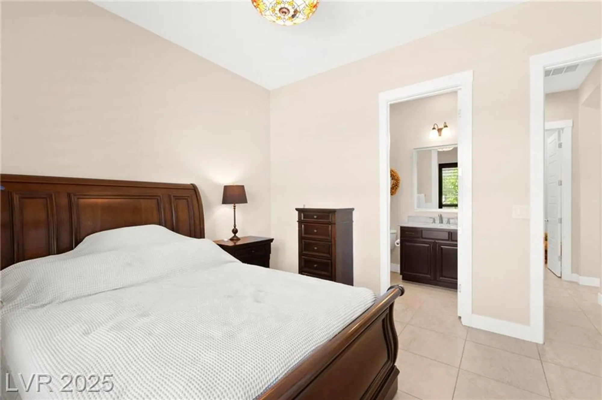 Property Slideshow image 38 of 55 | 6810 silver crescent st, Las Vegas, NV, 89148