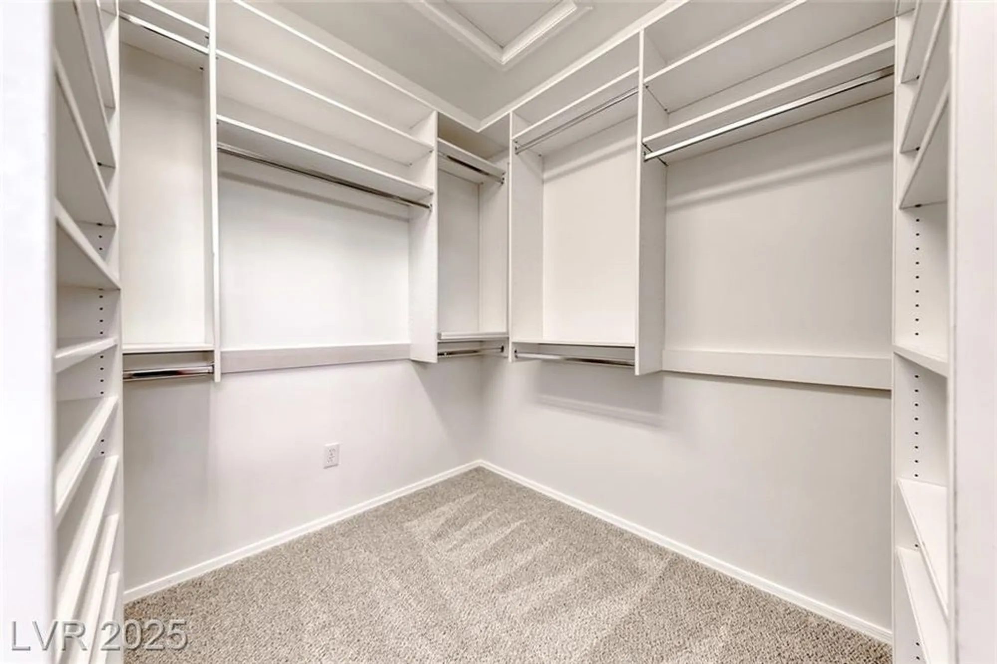 Property Slideshow image 23 of 50 | 3001 hartsville rd, Henderson, NV, 89052