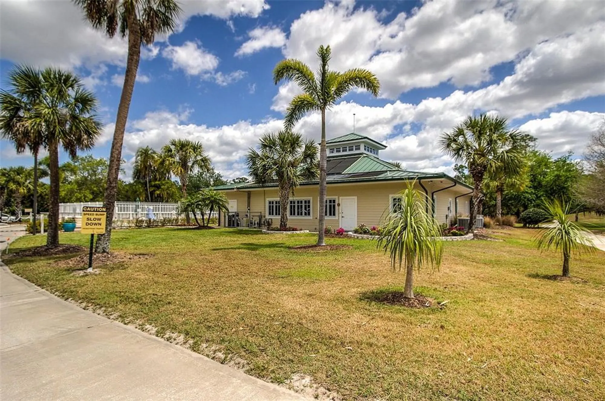 Property Slideshow image 36 of 38 | 6103 aviary ct, Bradenton, FL, 34203