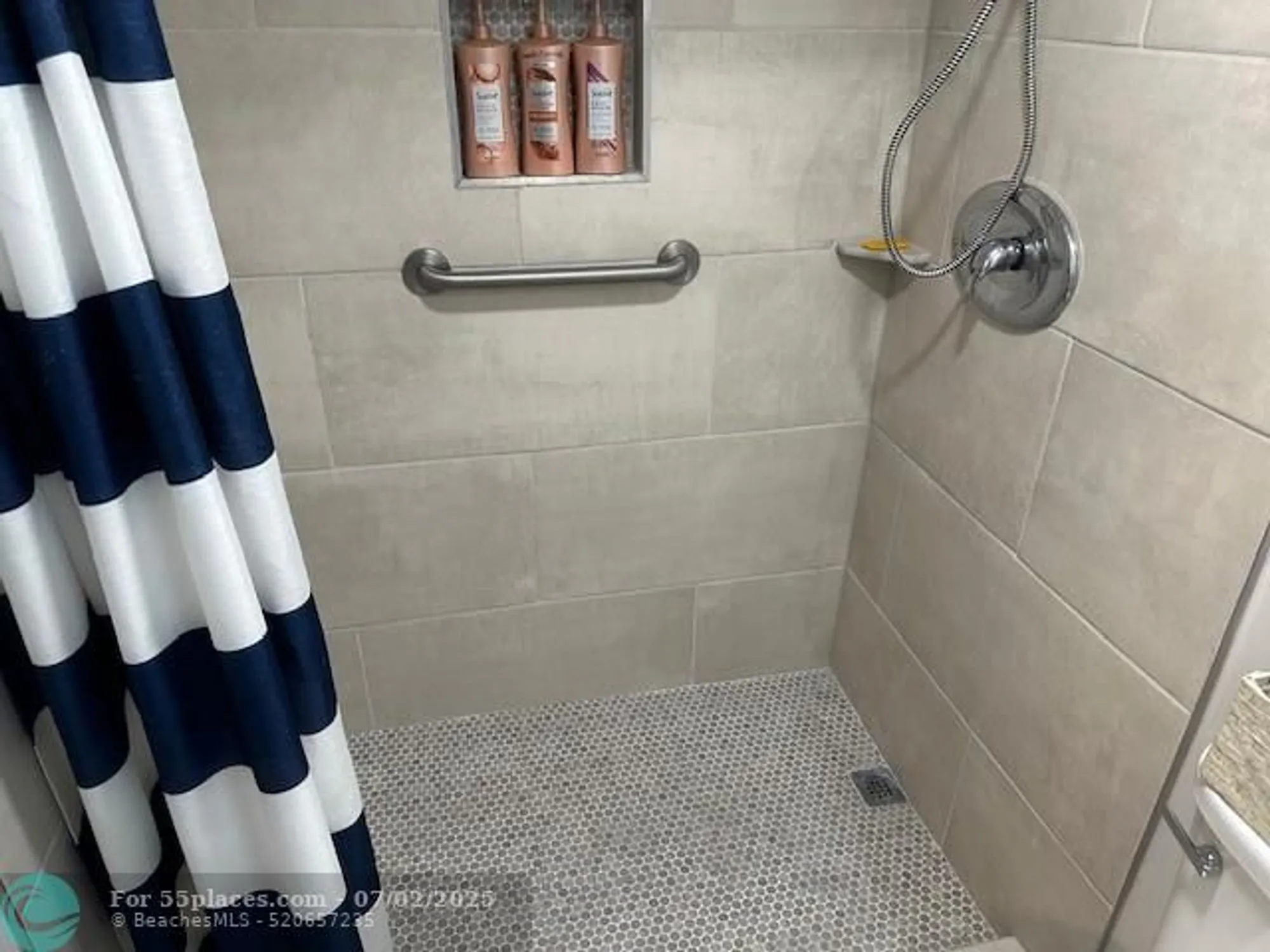 Property Slideshow image 12 of 19 | 461 nw 76th ave 106, Margate, FL, 33063