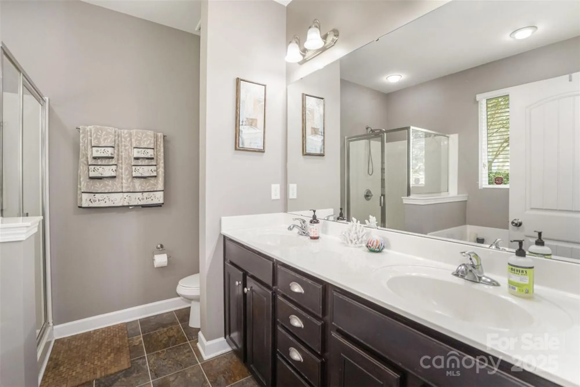 Property Slideshow image 22 of 36 | 8708 artesa mill ln, Charlotte, NC, 28214