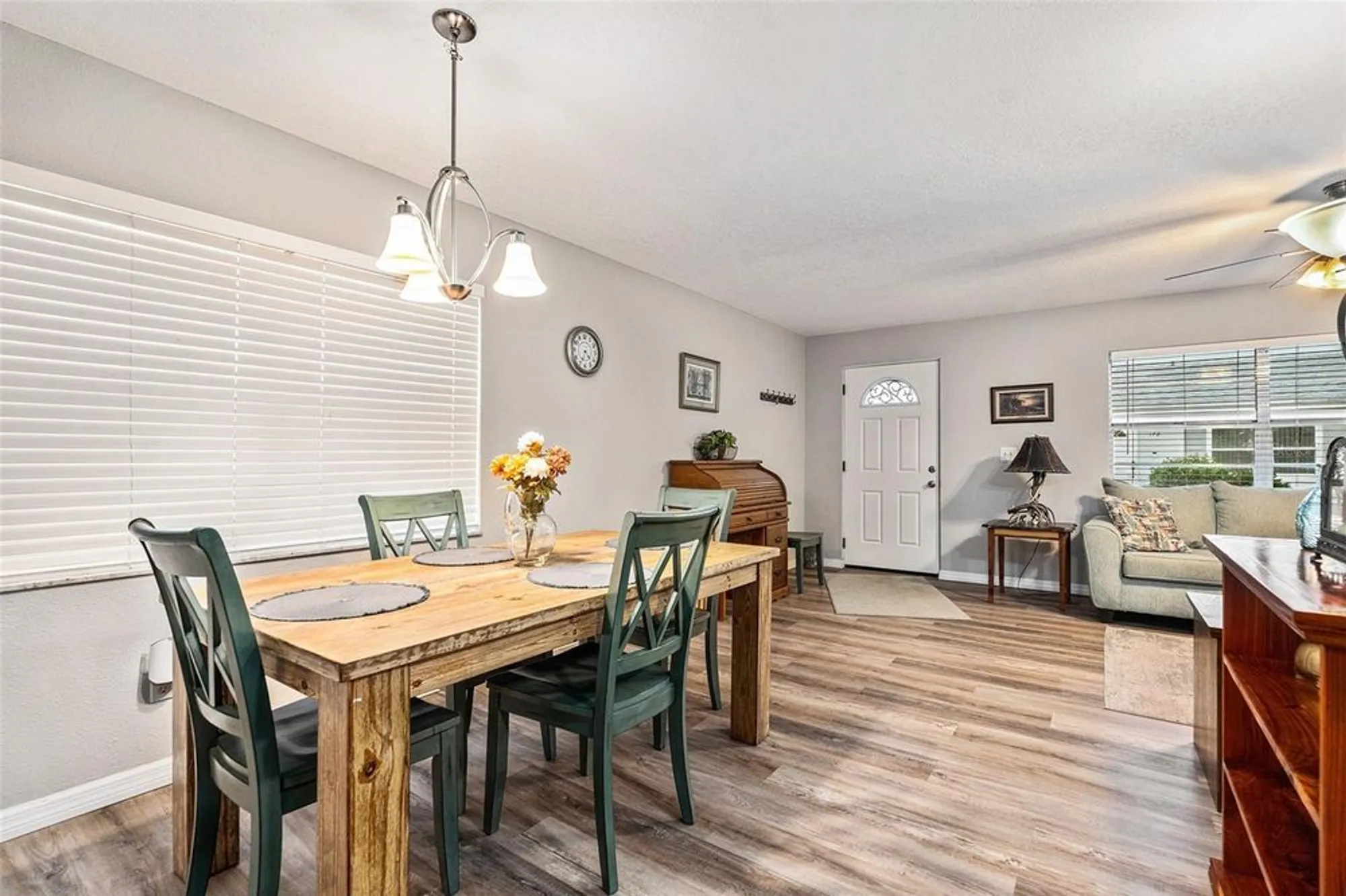 Property Slideshow image 7 of 22 | 301 andover pl 175, Sun City Center, FL, 33573