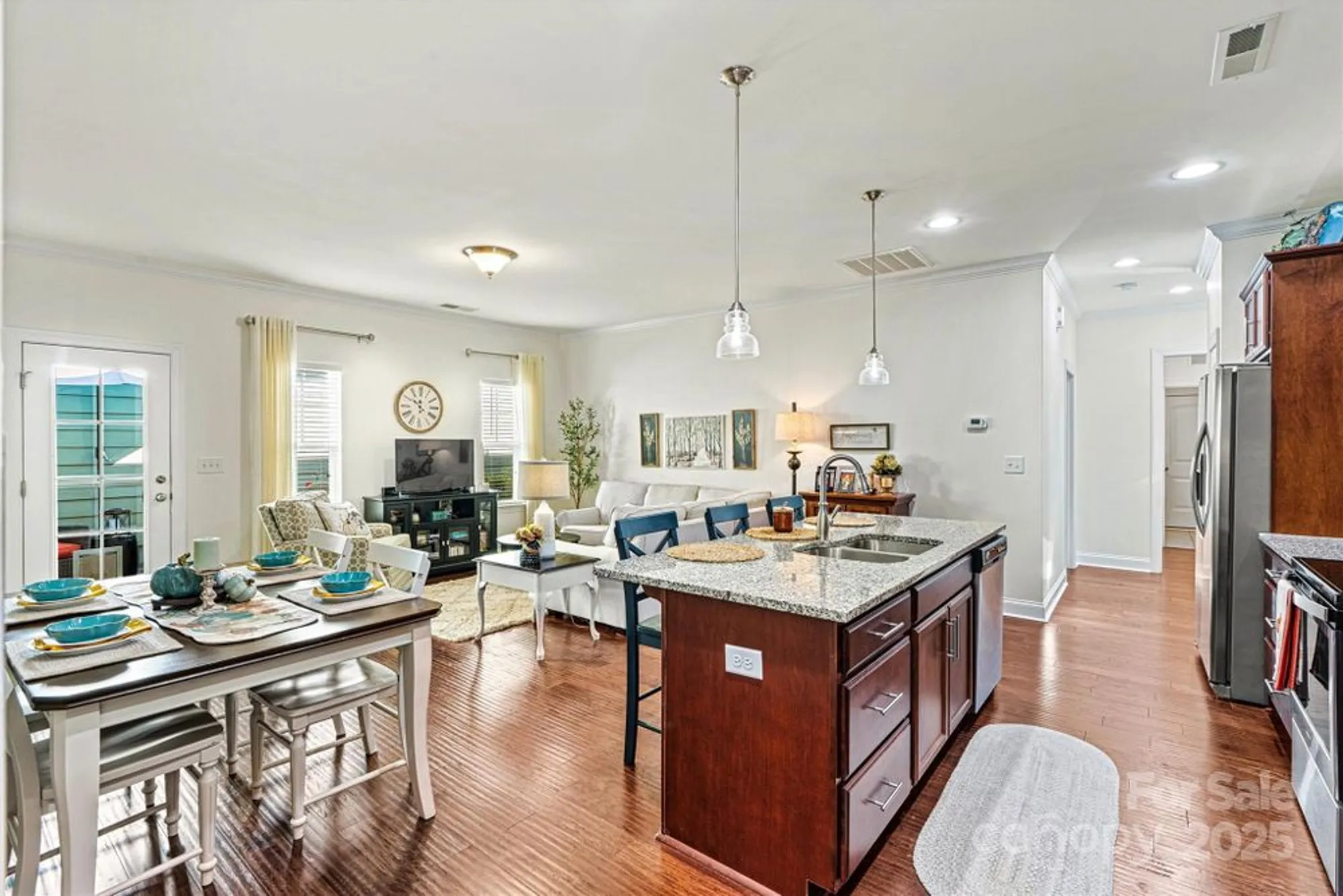 Property Slideshow image 12 of 35 | 7520 fairway villa cir, Denver, NC, 28037