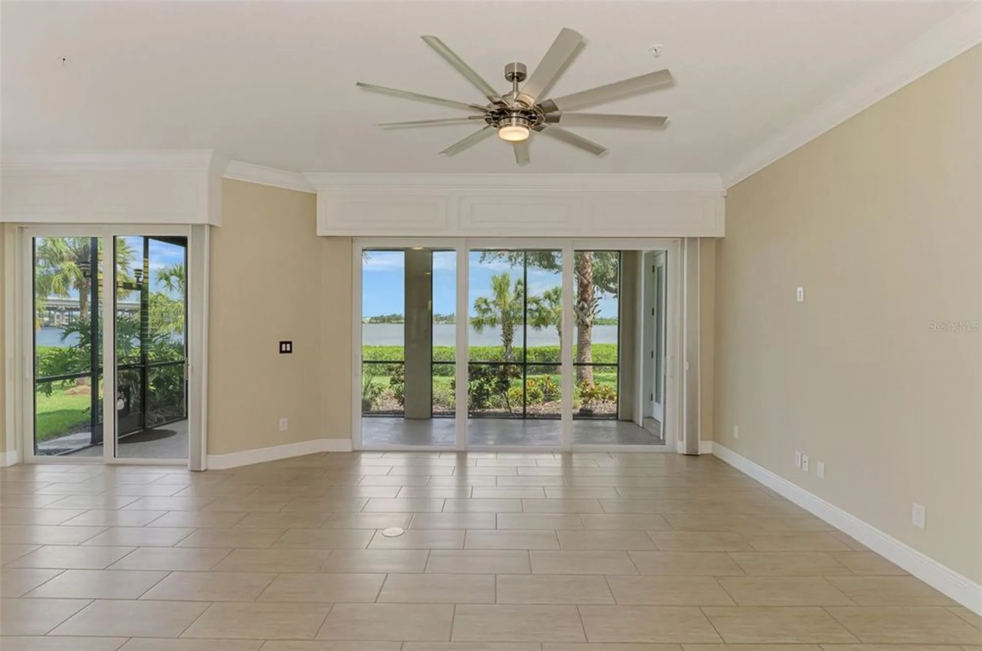 Property Slideshow image 15 of 77 | 1226 riverscape st, Bradenton, FL, 34208