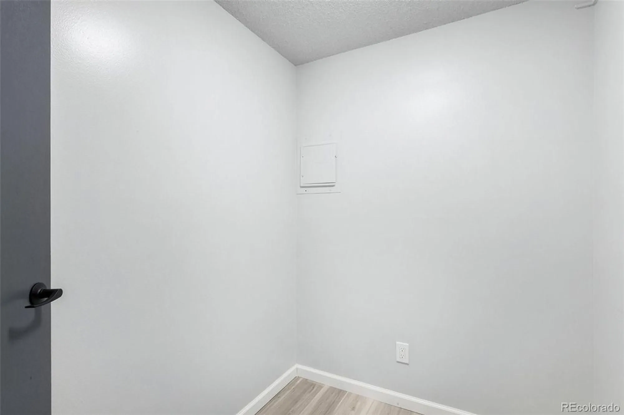 Property Slideshow image 12 of 24 | 13606 e bates ave apt 109, Aurora, CO, 80014