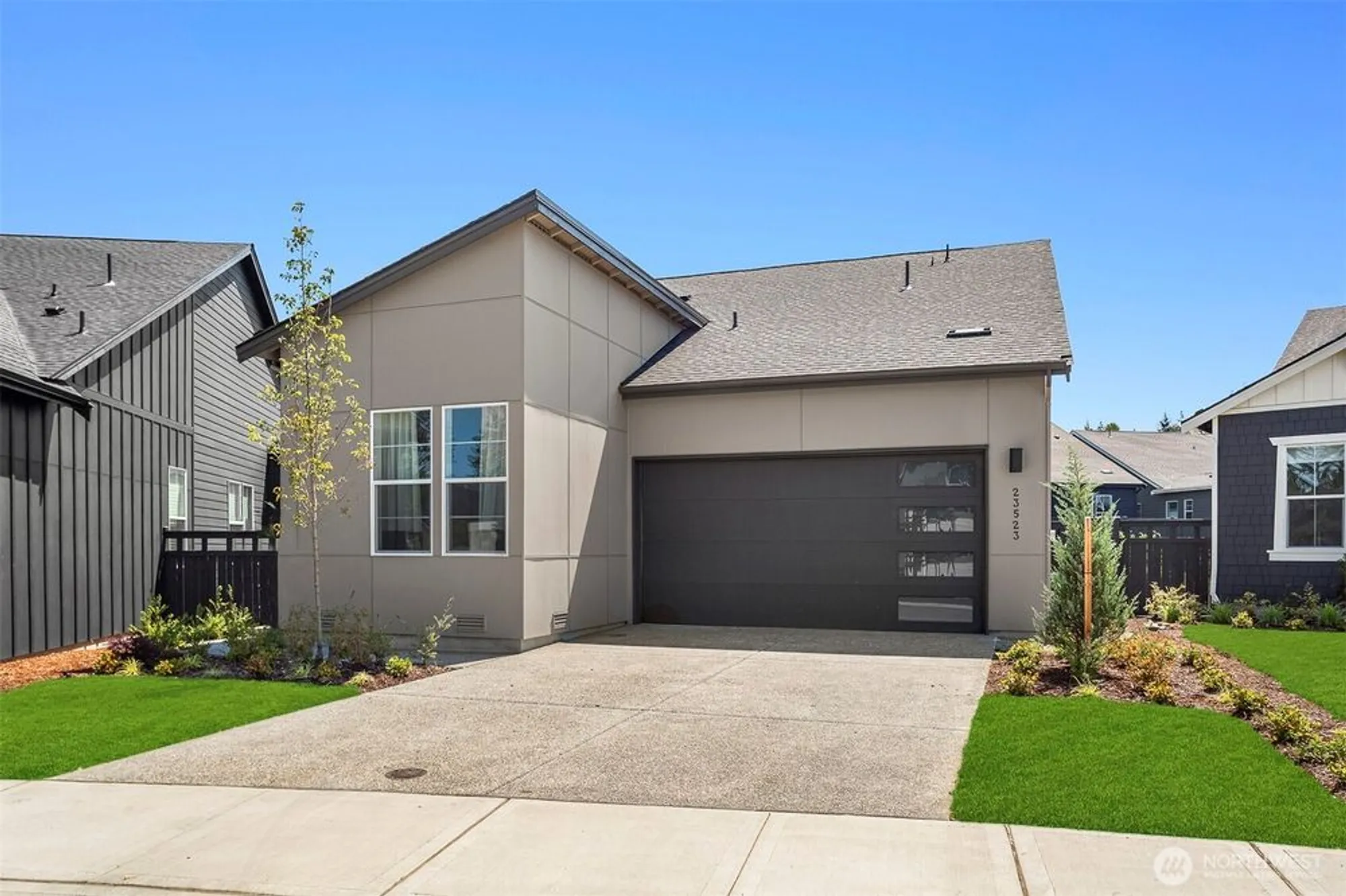 Property Slideshow image 1 of 40 | 33891 calla lily pl se, Black Diamond, WA, 98010