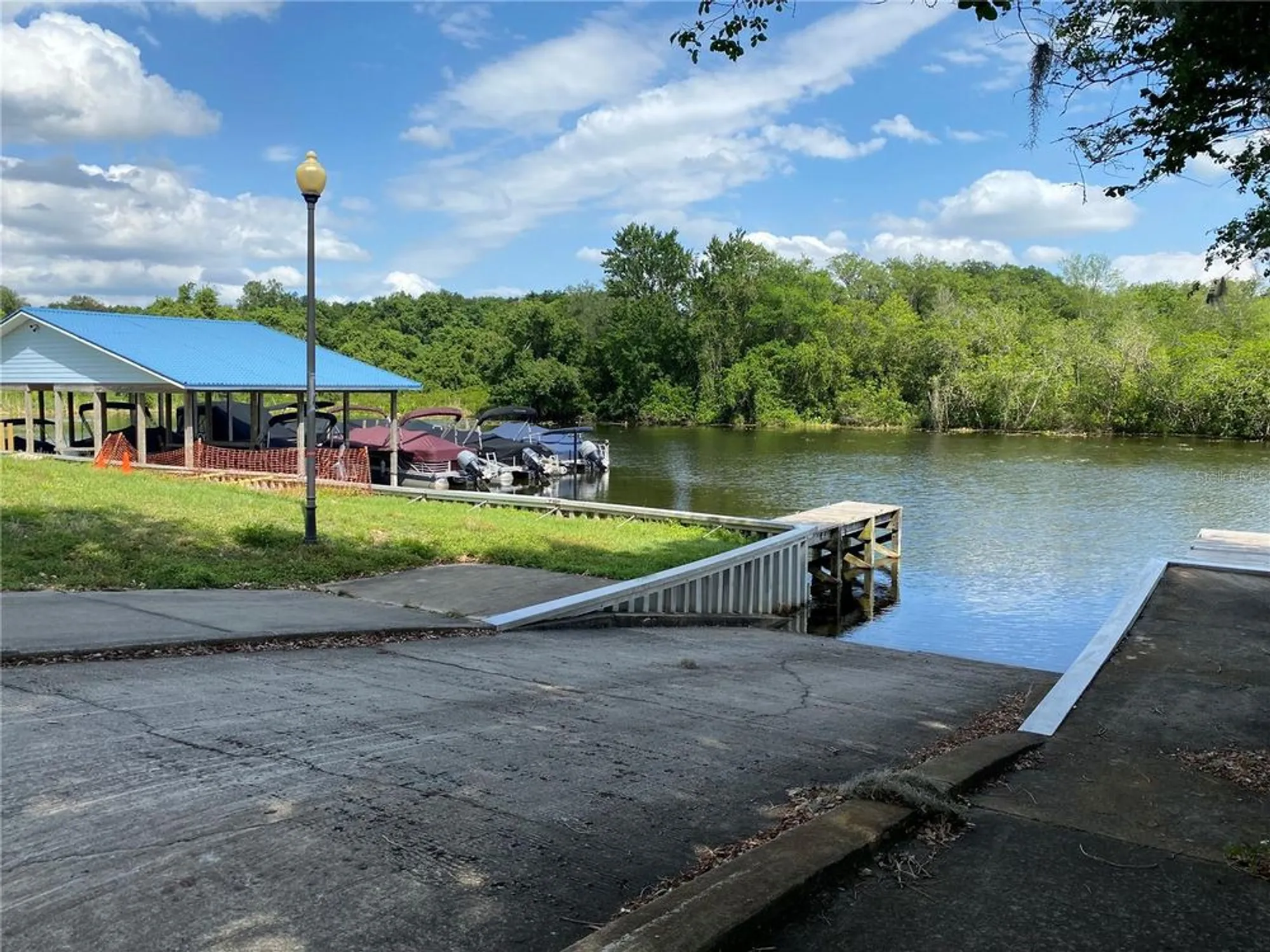 Property Slideshow image 71 of 88 | 6008 apex way, Lady Lake, FL, 32159