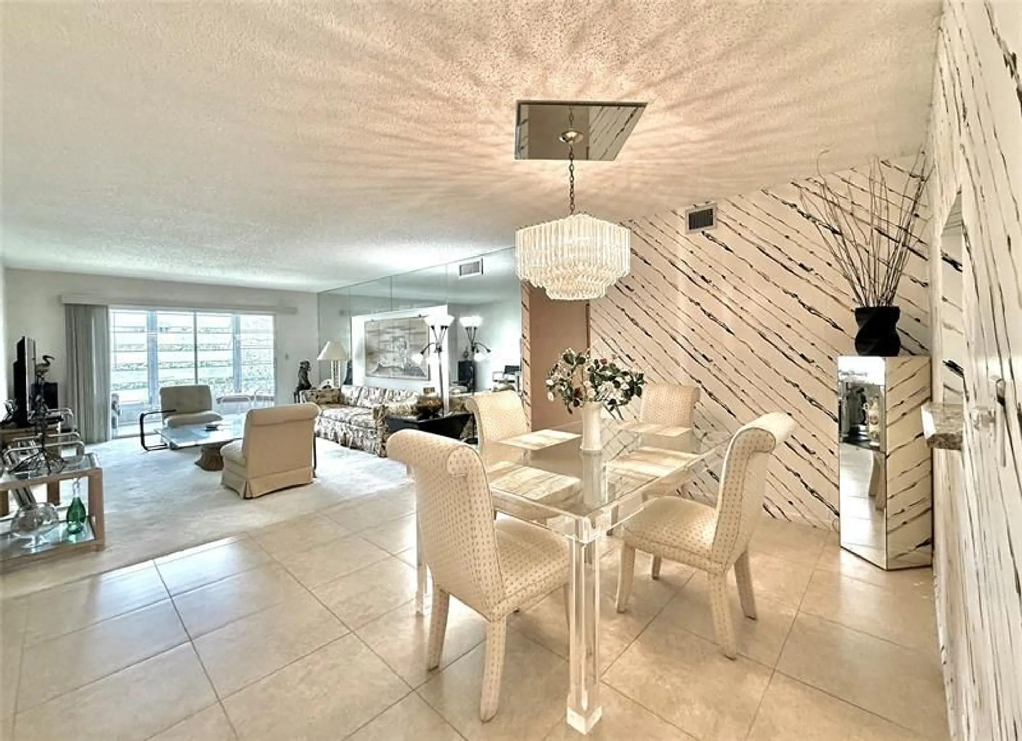 Property Slideshow image 9 of 34 | 2504 antigua ter apt d2, Coconut Creek, FL, 33066