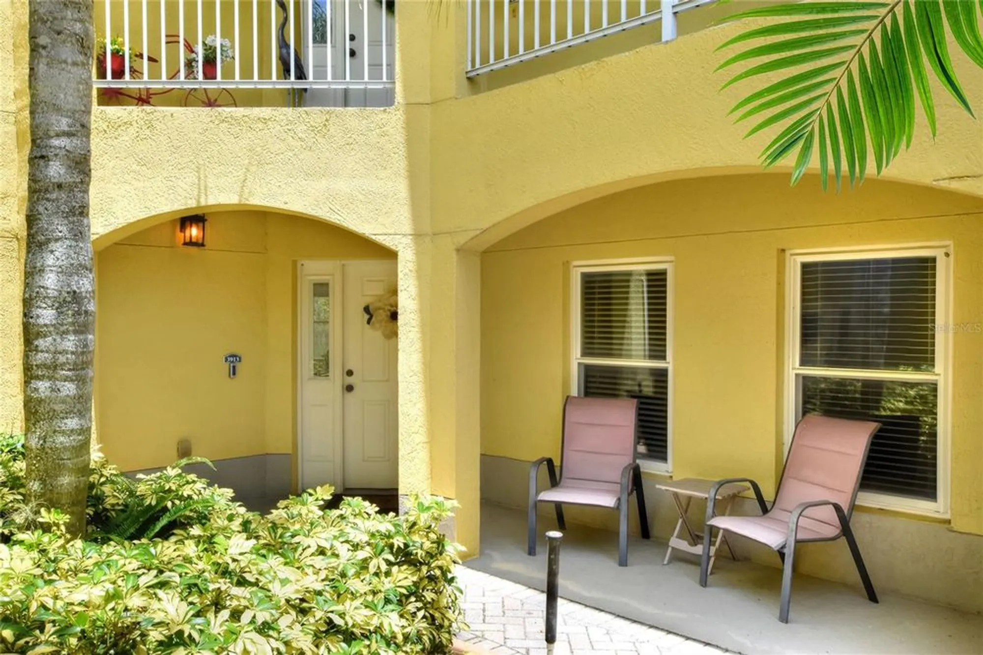 Property Slideshow image 4 of 50 | 3913 serenade ln # 4, Lakeland, FL, 33811