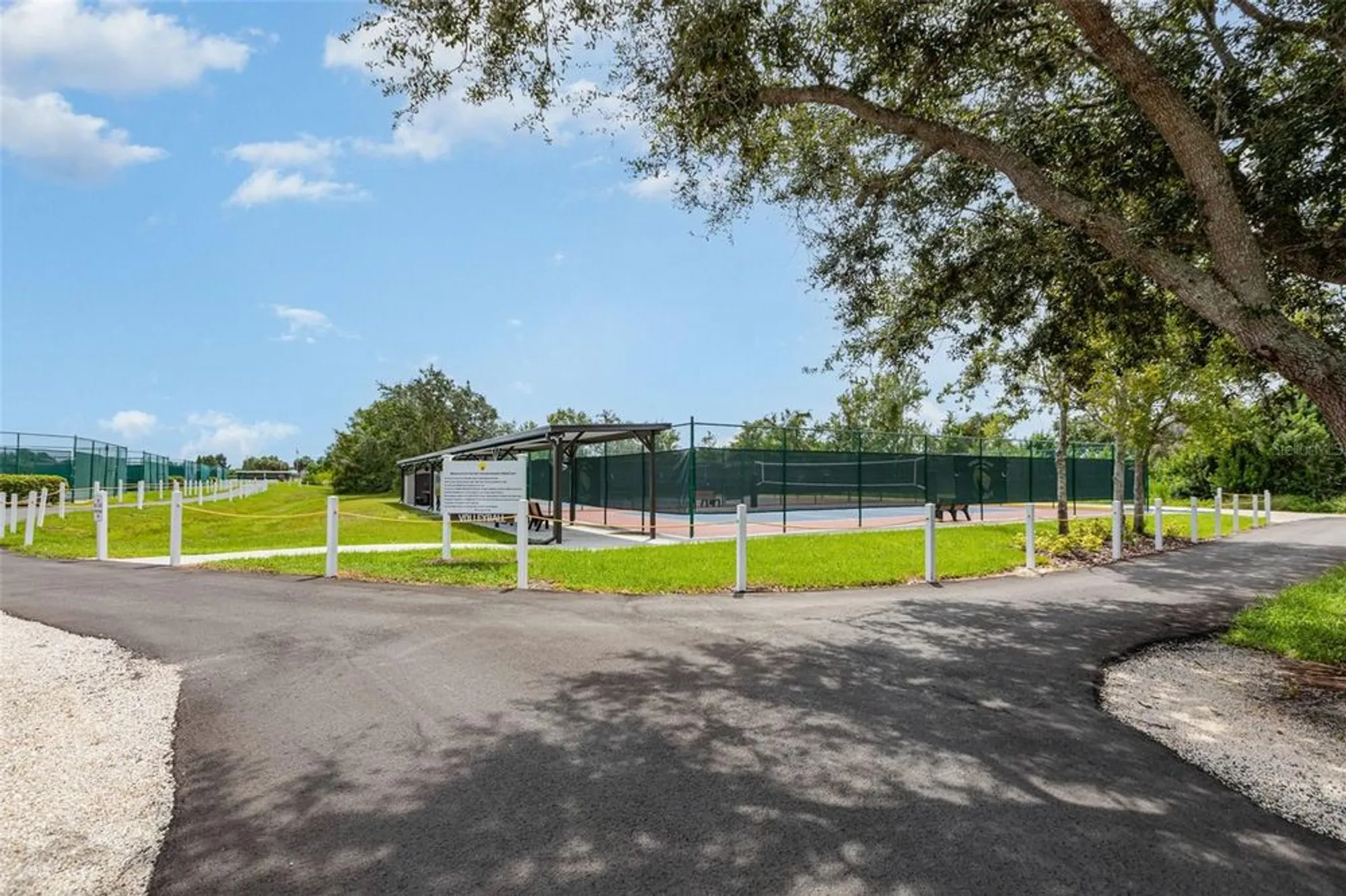 Property Slideshow image 43 of 48 | 305 cranston pl, Sun City Center, FL, 33573