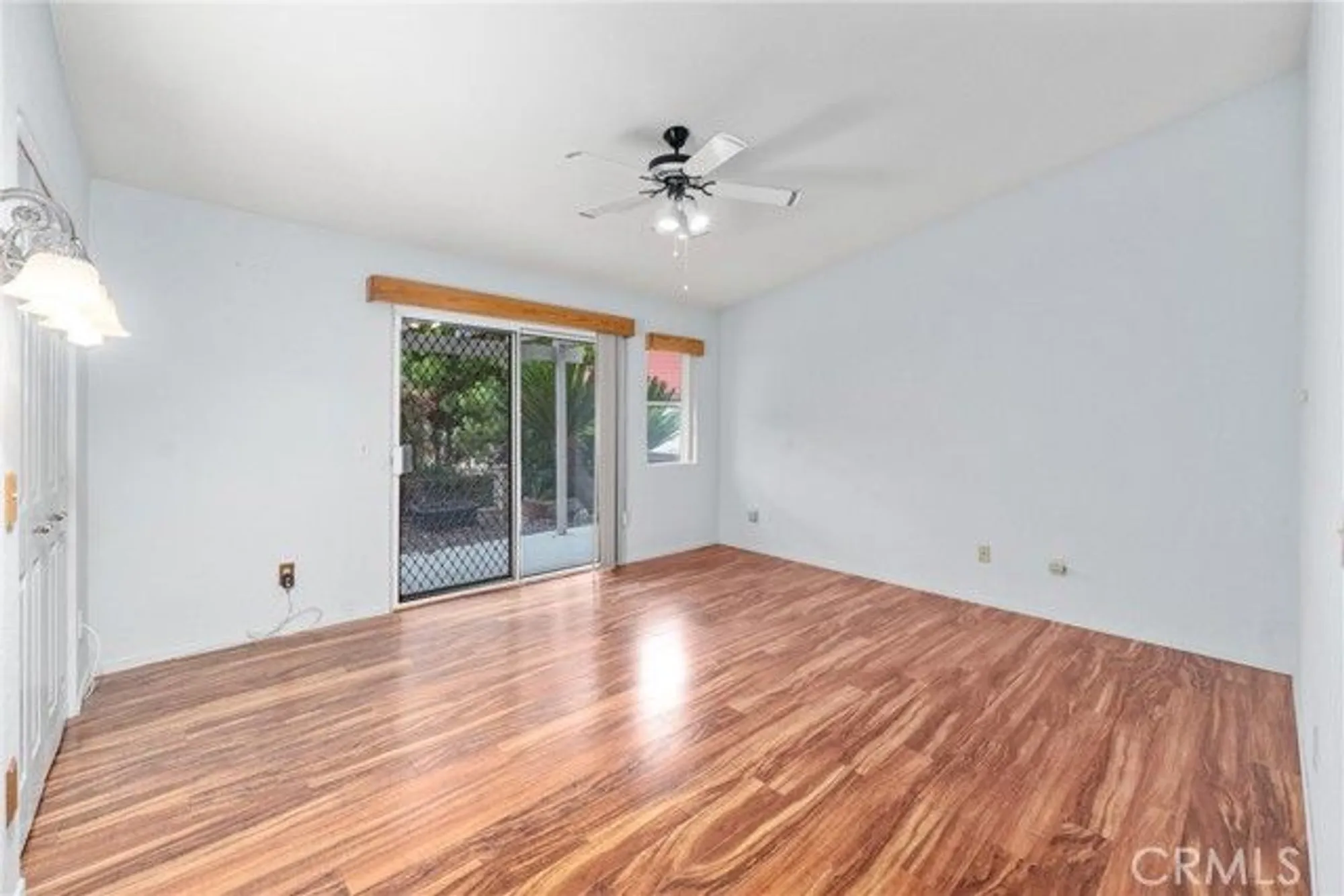 Property Slideshow image 17 of 35 | 1863 ash tree ln, Hemet, CA, 92545