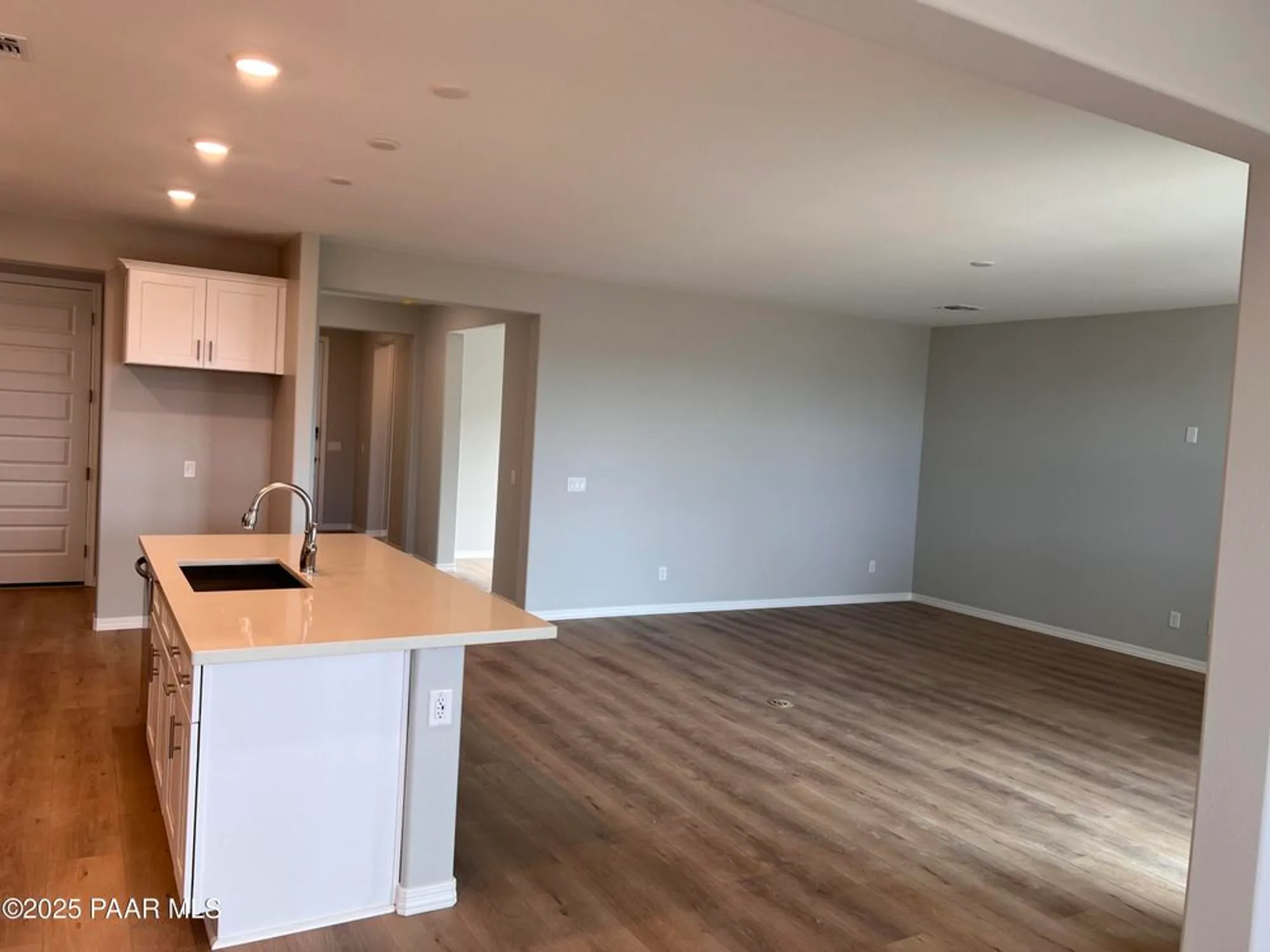 Property Slideshow image 7 of 9 | 8914 n needle rock rd # 19, Prescott Valley, AZ, 86315