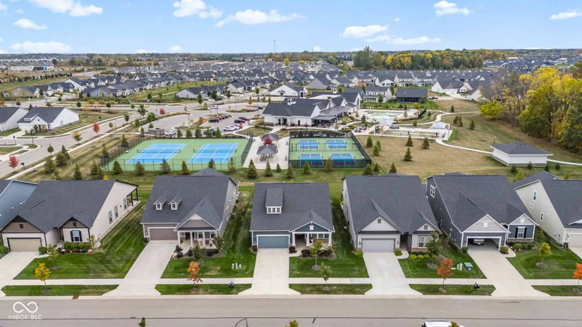 Property Slideshow image 58 of 73 | 2635 ruffian dr, Westfield, IN, 46074