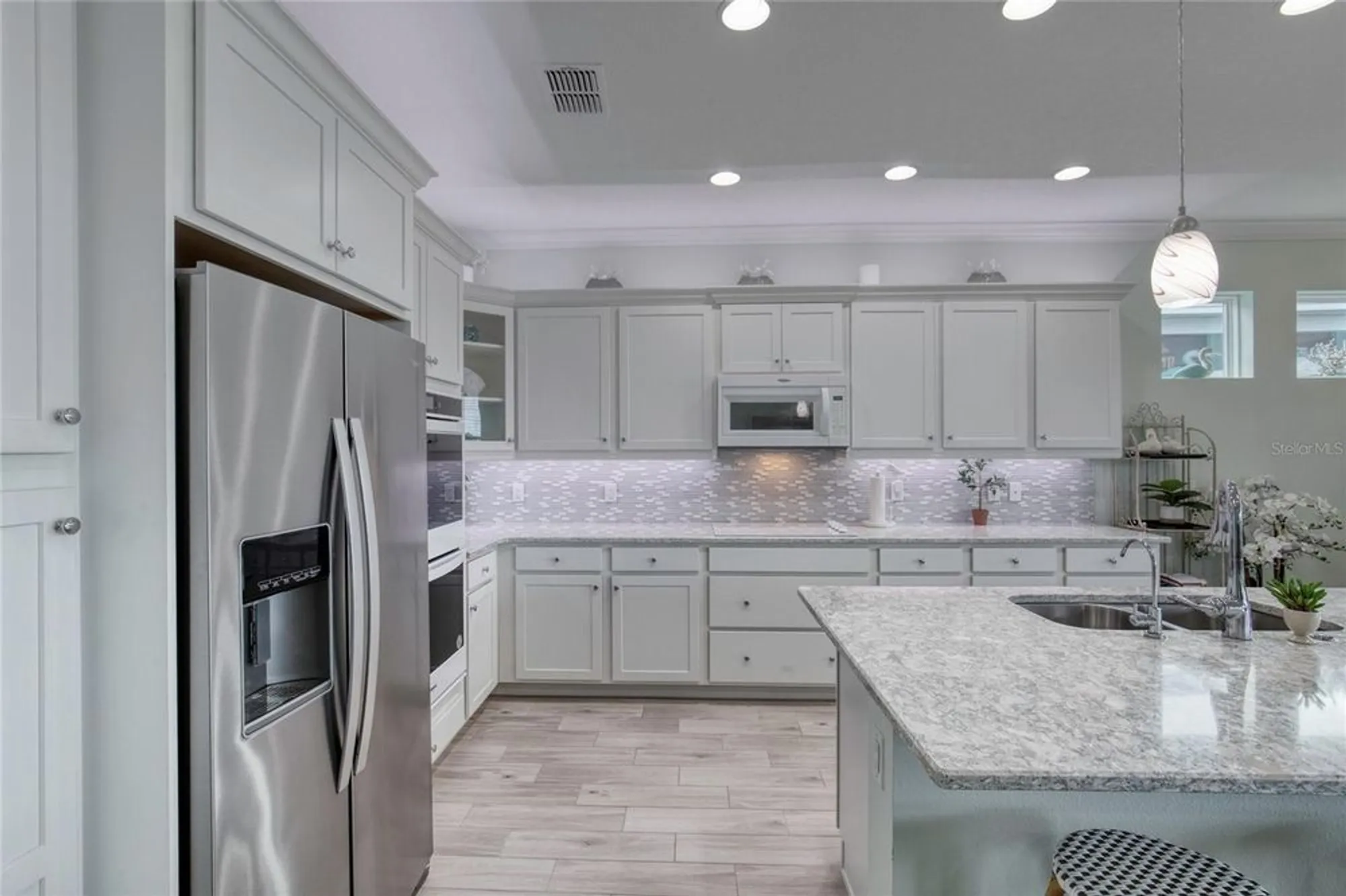 Property Slideshow image 5 of 50 | 213 cheeseburger dr, Daytona Beach, FL, 32124