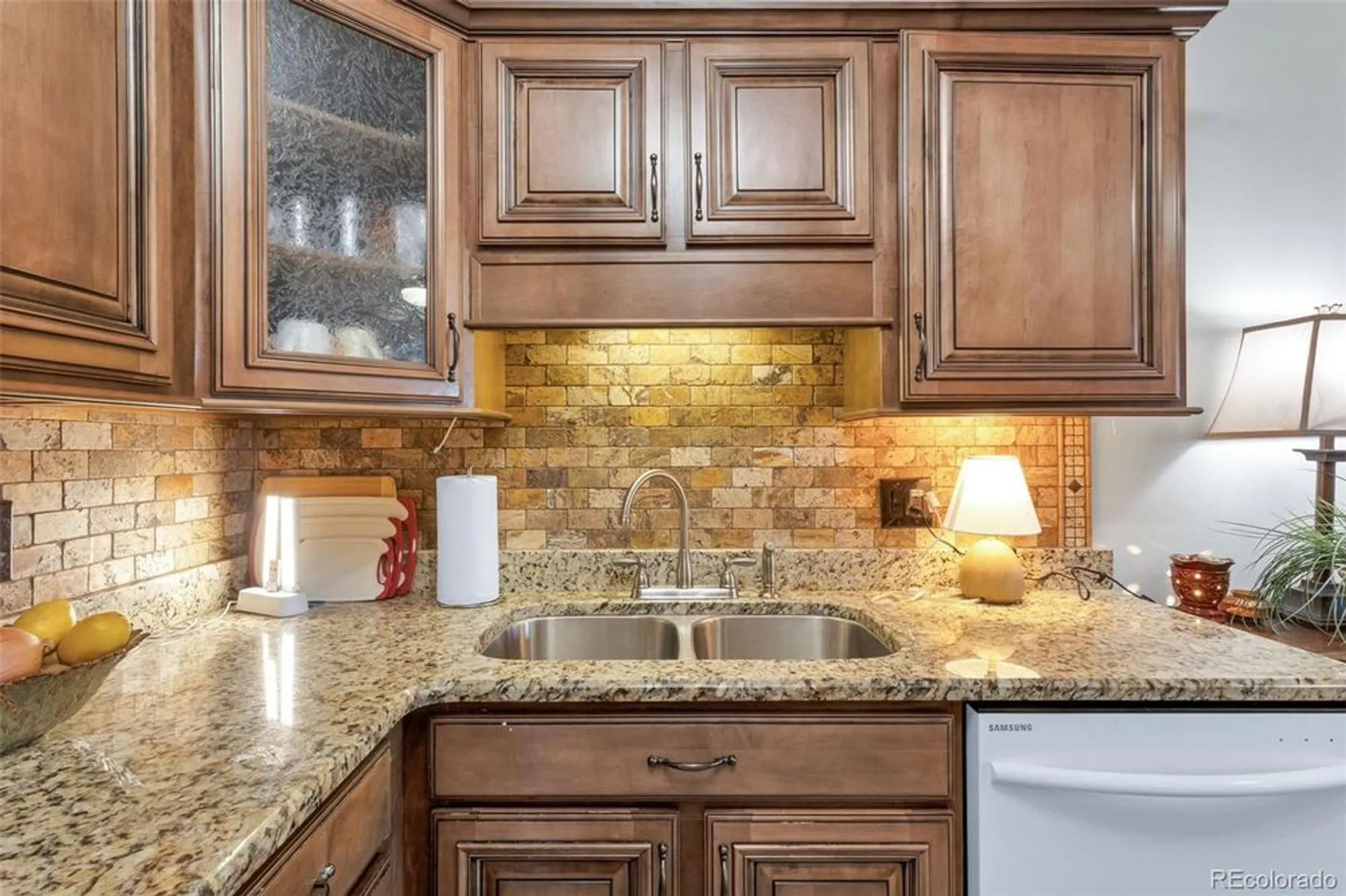 Property Slideshow image 9 of 31 | 3144 s wheeling way apt 301, Aurora, CO, 80014