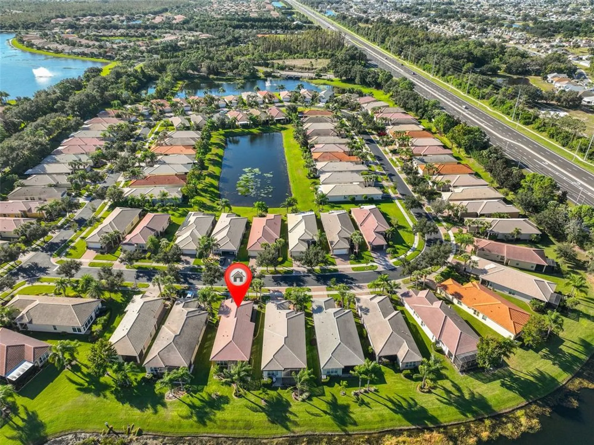 Property Slideshow image 45 of 67 | 15948 cobble mill dr, Wimauma, FL, 33598