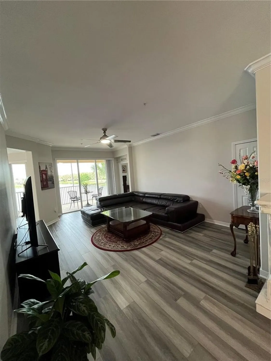 Property Slideshow image 10 of 45 | 5677 fossano dr # 506, Sarasota, FL, 34238