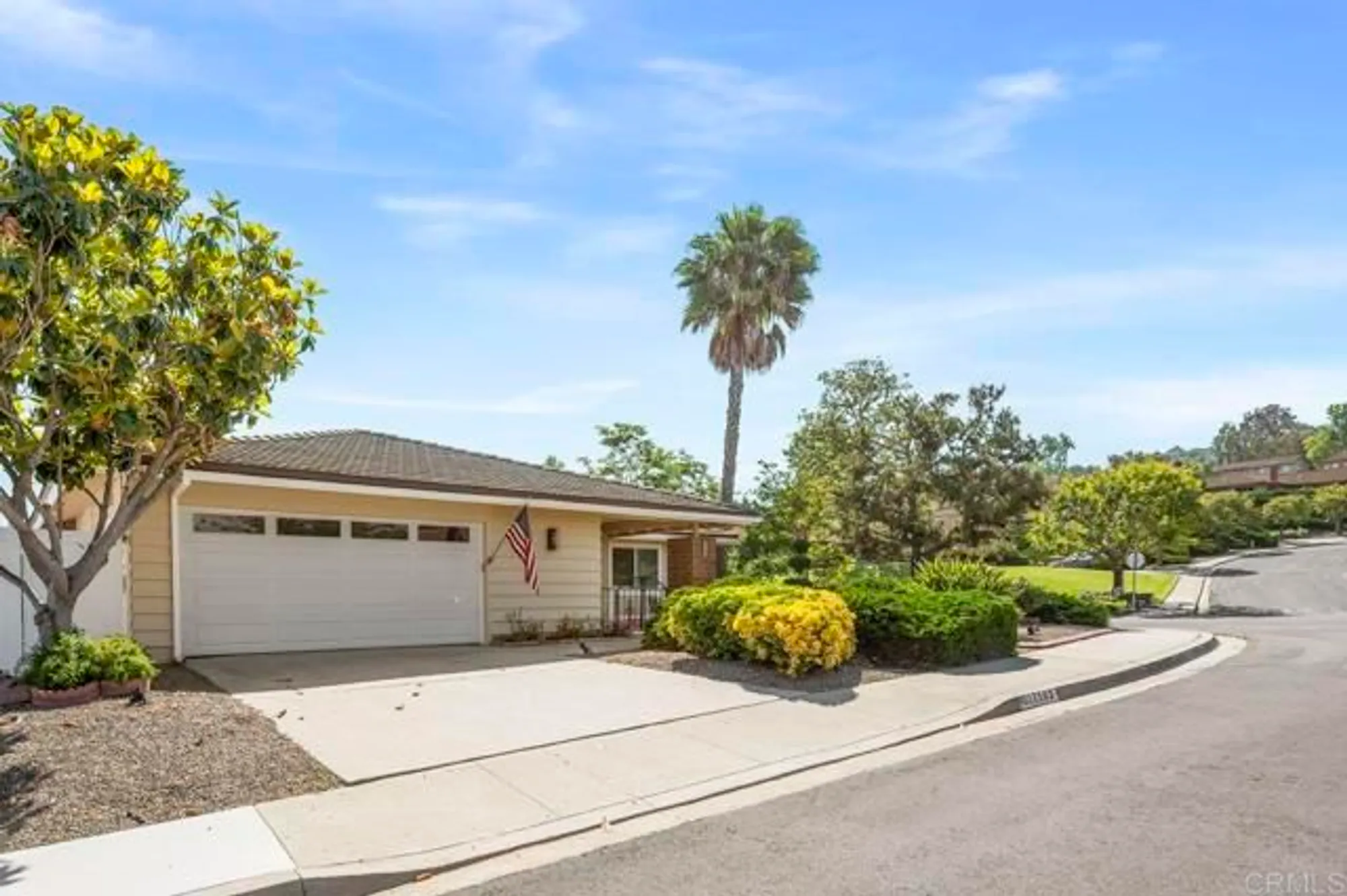 Property Slideshow image 3 of 33 | 17503 plaza dolores, San Diego, CA, 92128